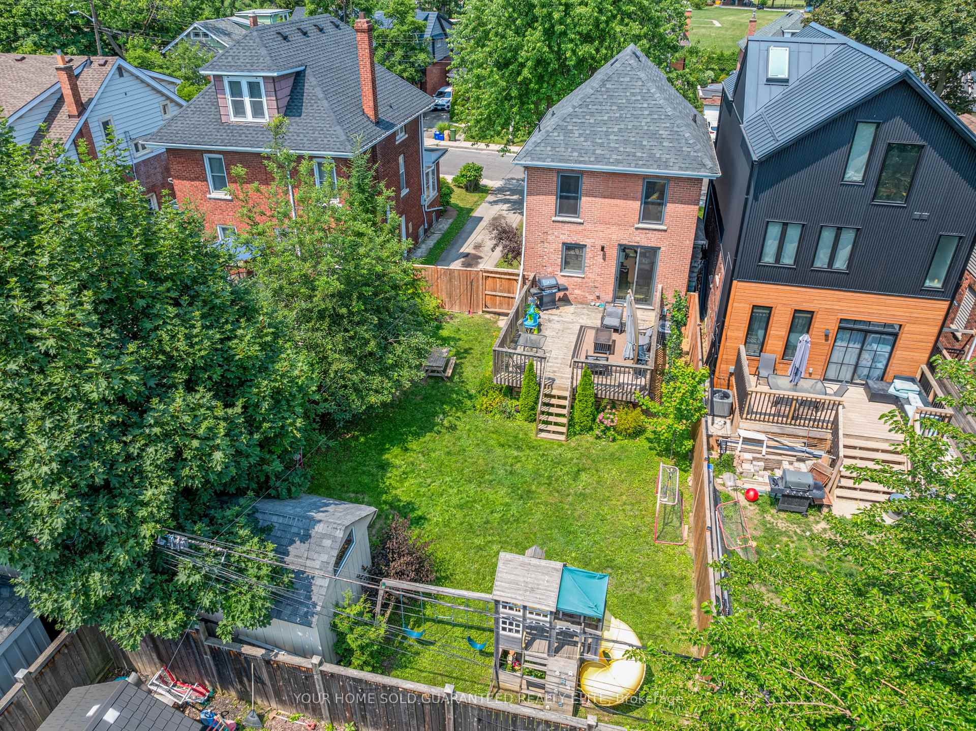 Photo 32 of 209 Rothsay Avenue, Hamilton, Delta — HOMEH