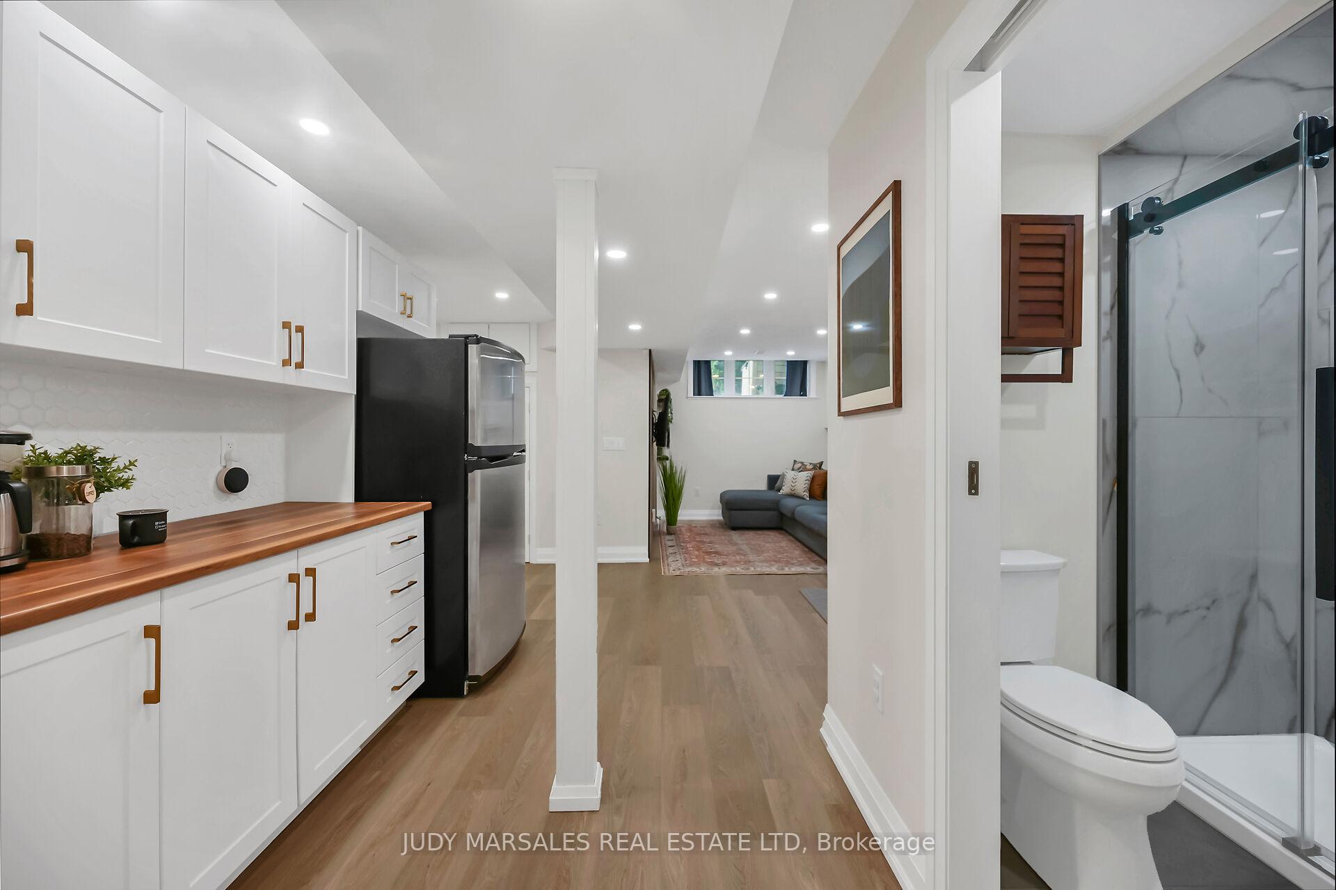 Photo 23 of 67 Erie Avenue, Hamilton, Stinson — HOMEH