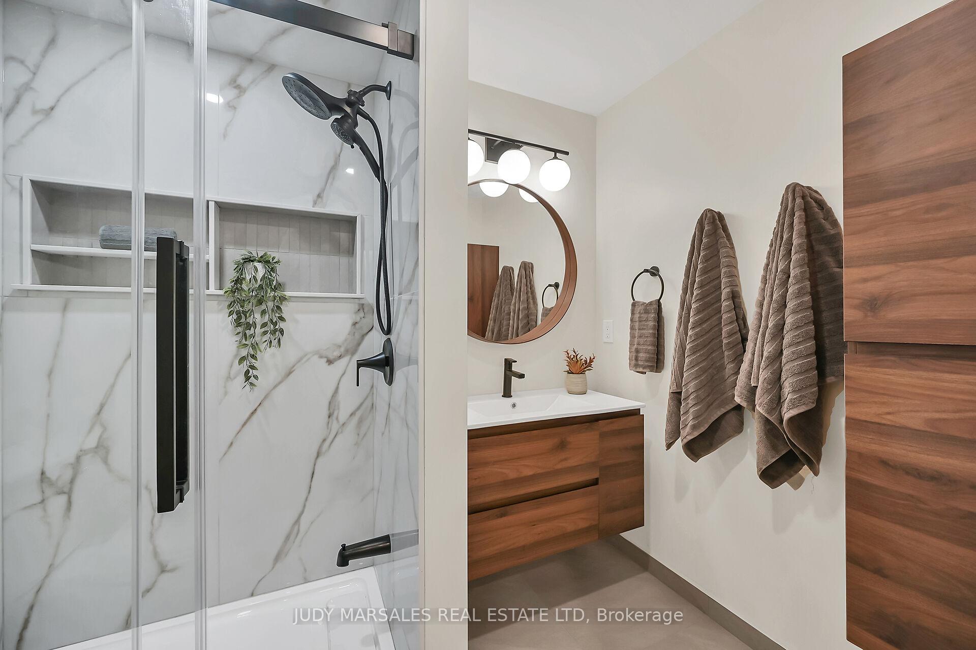 Photo 24 of 67 Erie Avenue, Hamilton, Stinson — HOMEH