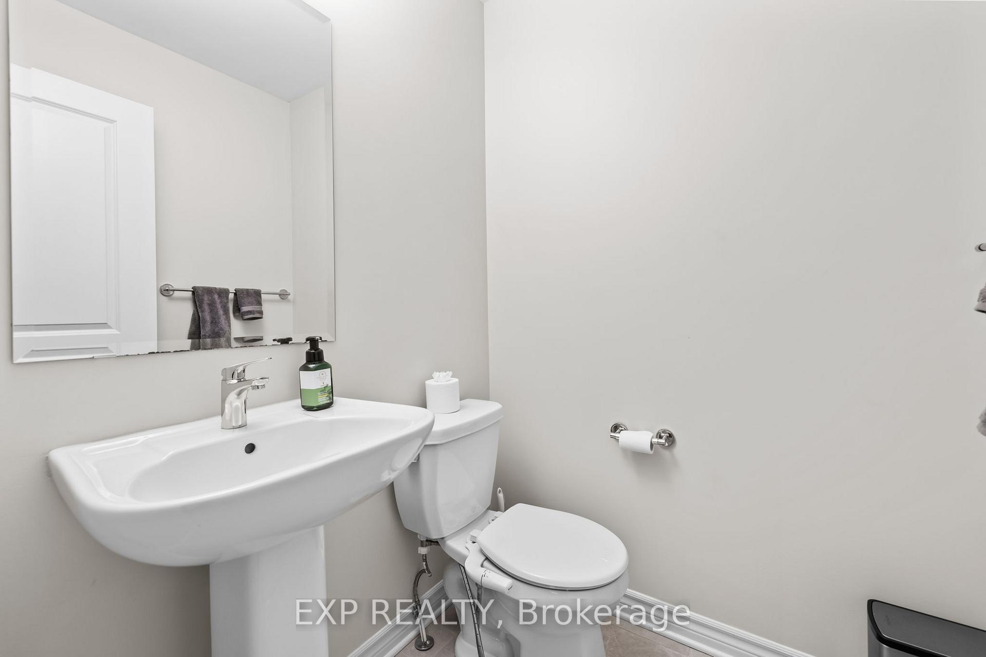 Photo 6 of 389 Barrett Farm Drive, Ottawa, Blossom Park/Kemp Park/Findlay Creek — HOMEH
