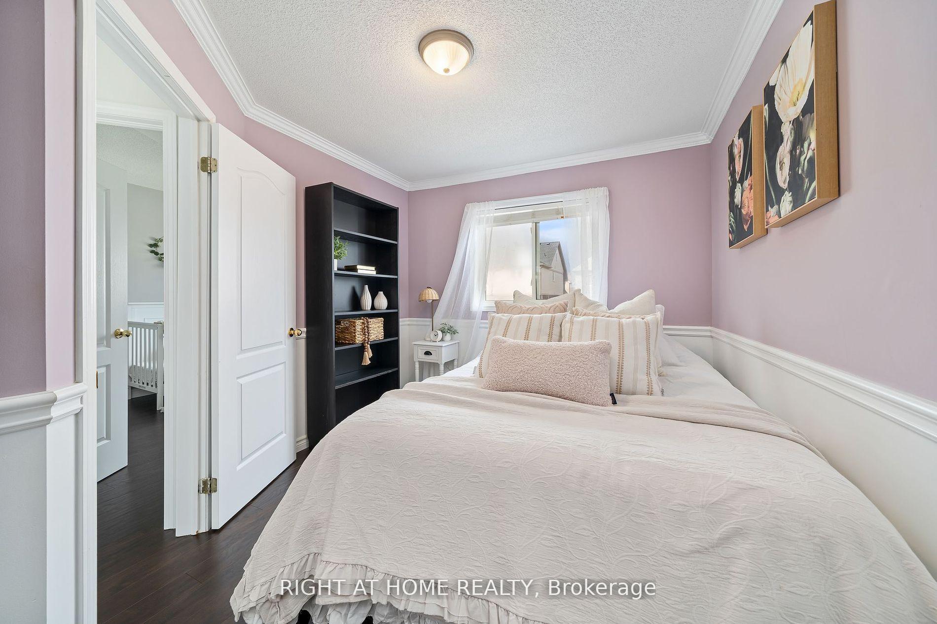 Photo 27 of 14 Dodds Square, Clarington, Bowmanville — HOMEH