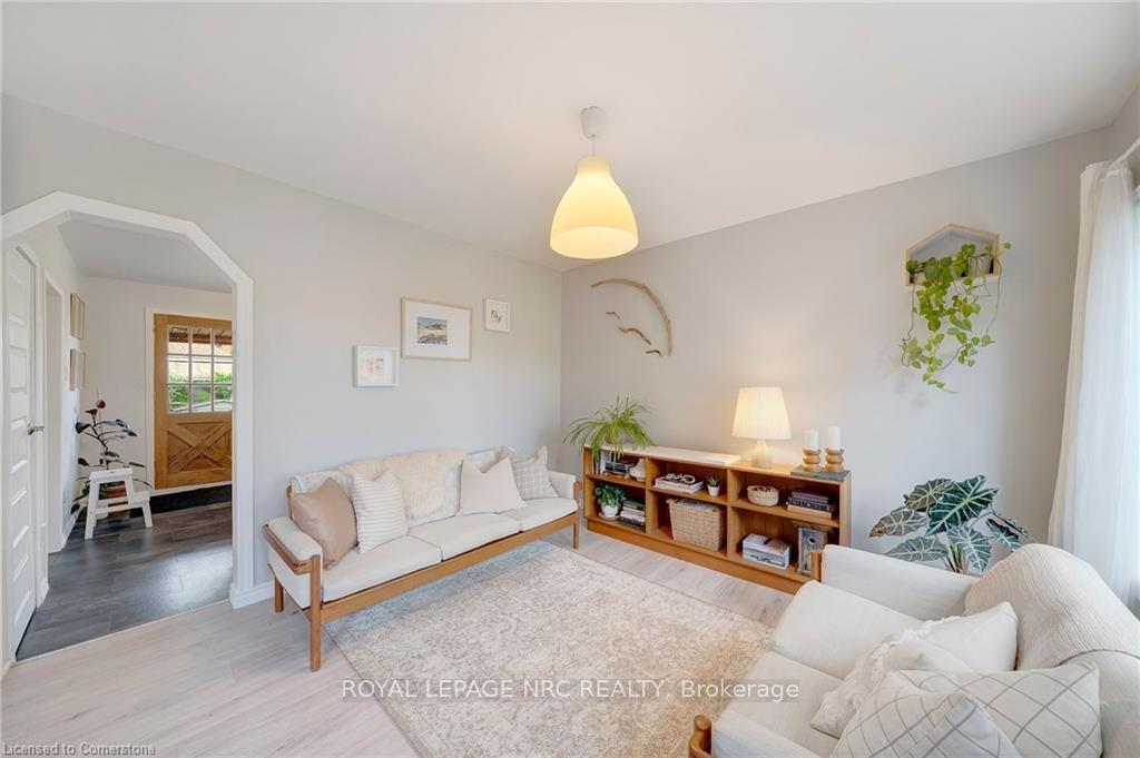 Photo 5 of 109 Glennie Avenue, Hamilton, Normanhurst — HOMEH