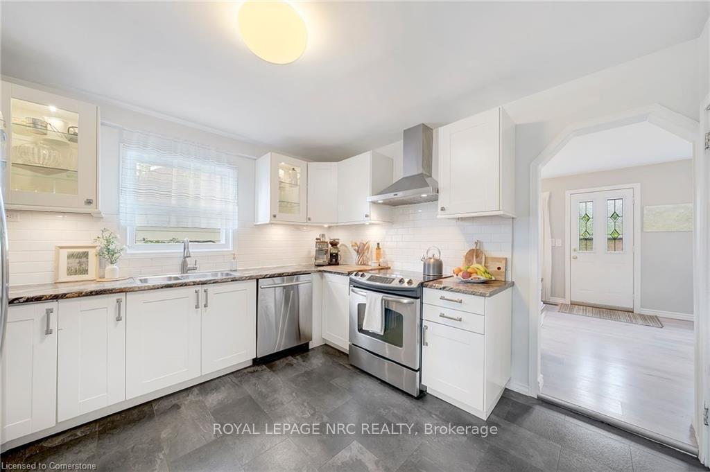 Photo 10 of 109 Glennie Avenue, Hamilton, Normanhurst — HOMEH