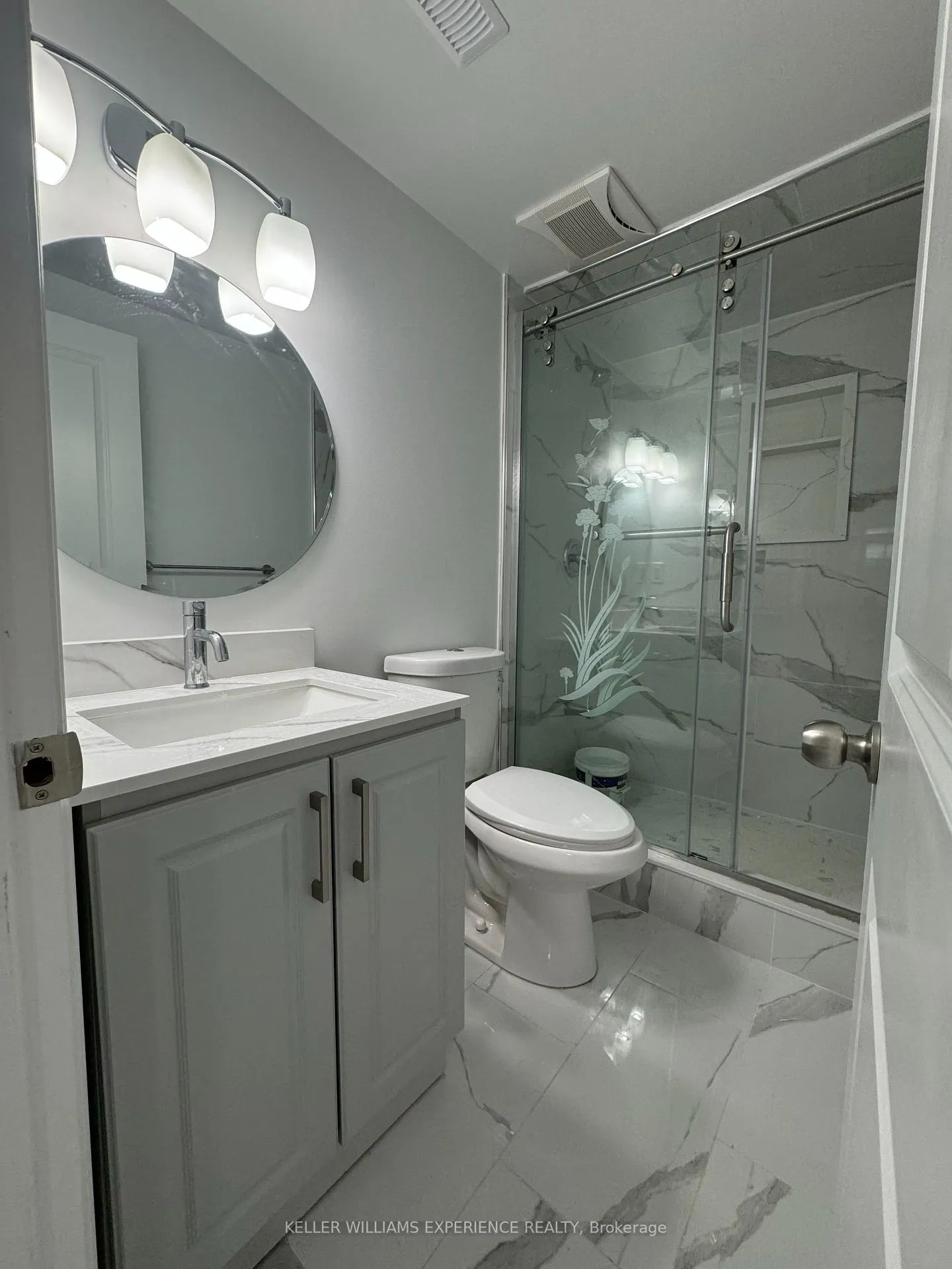 Photo 12 of Unit Lower, 29 Paddington Grove, Barrie, Holly — HOMEH