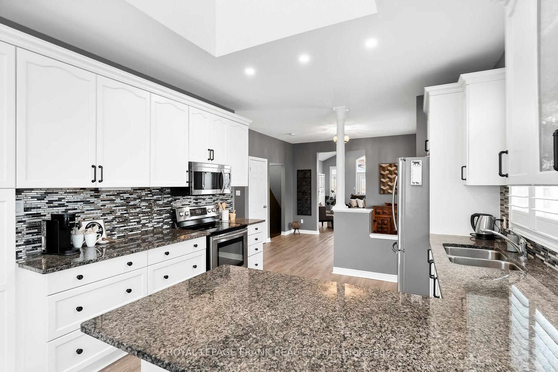 Photo 15 of 110 Piper Crescent, Clarington, Bowmanville — HOMEH