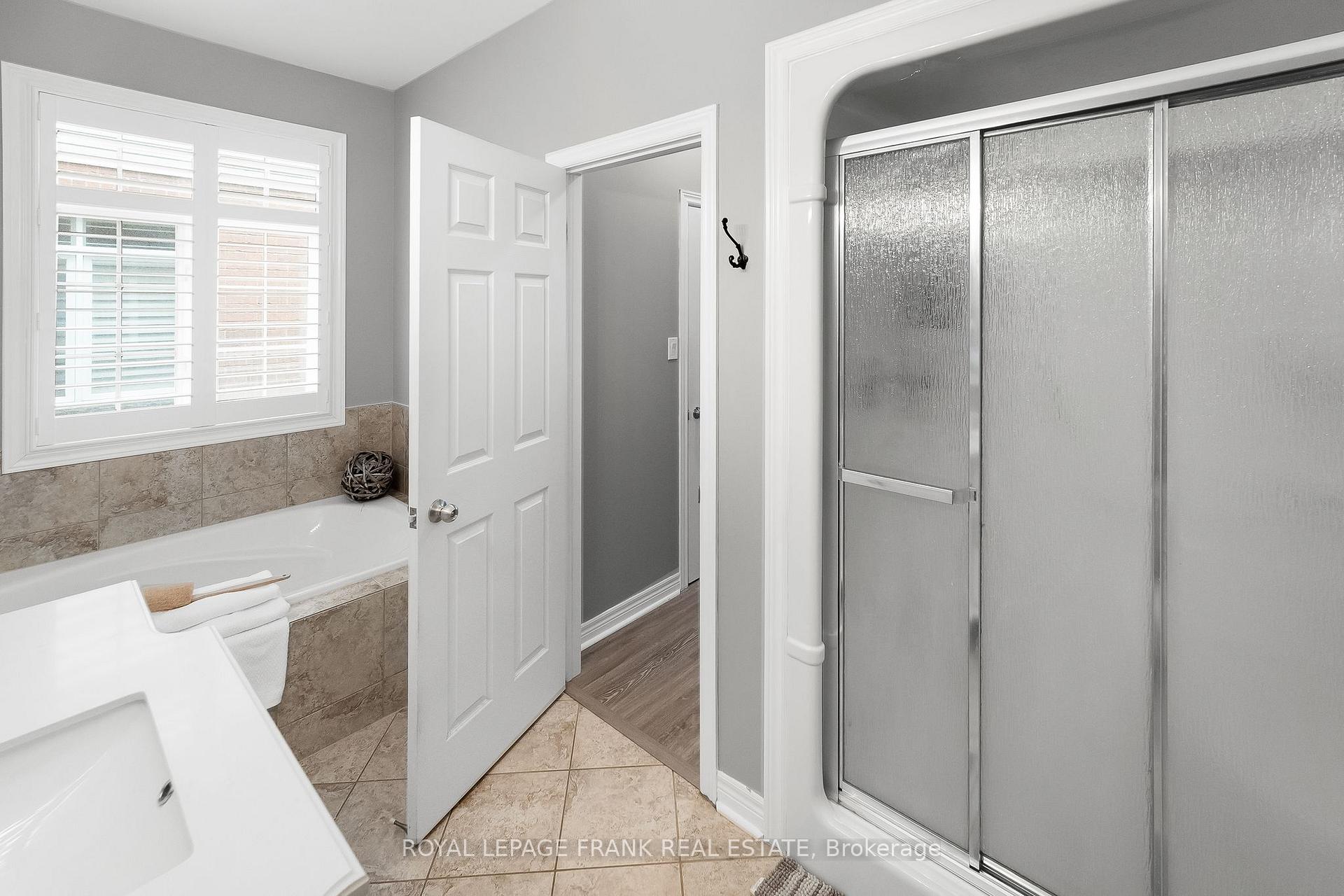Photo 24 of 110 Piper Crescent, Clarington, Bowmanville — HOMEH