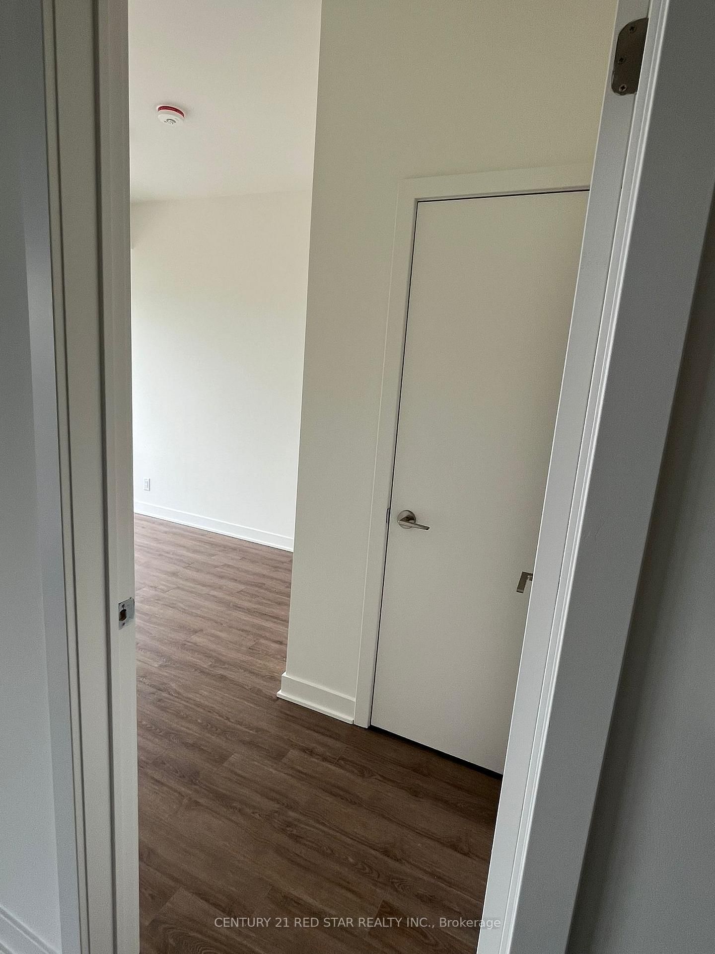 Photo 4 of Unit 608, 51 Clarington Blvd, Clarington, Bowmanville — HOMEH