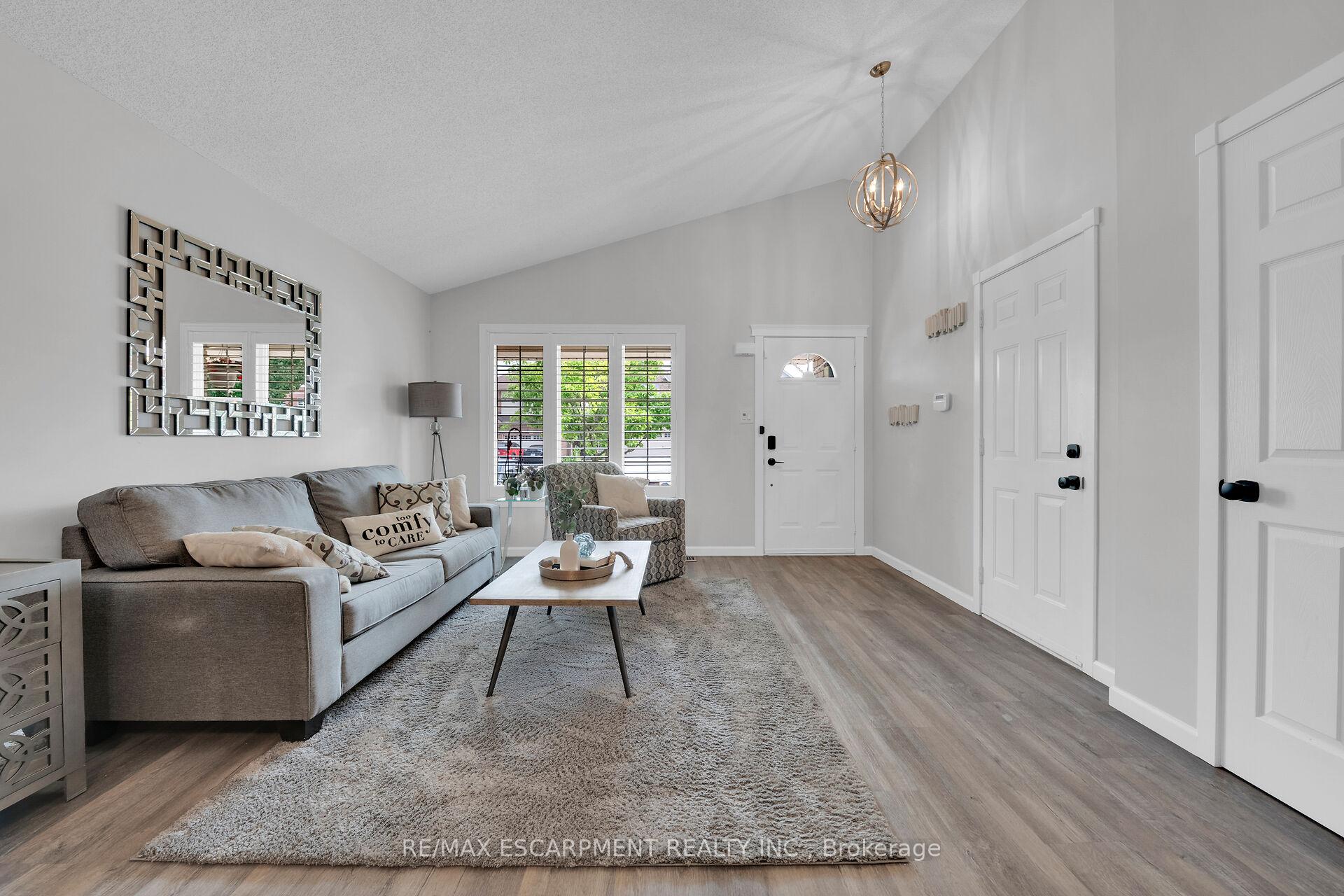 Photo 14 of 88 Redfern Avenue, Hamilton, Mountview — HOMEH