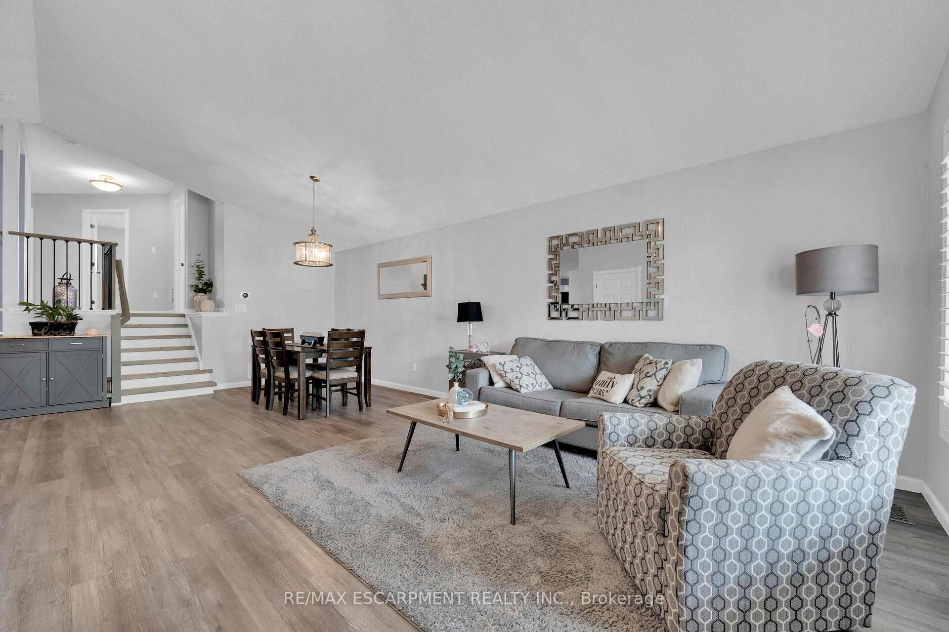 Photo 15 of 88 Redfern Avenue, Hamilton, Mountview — HOMEH