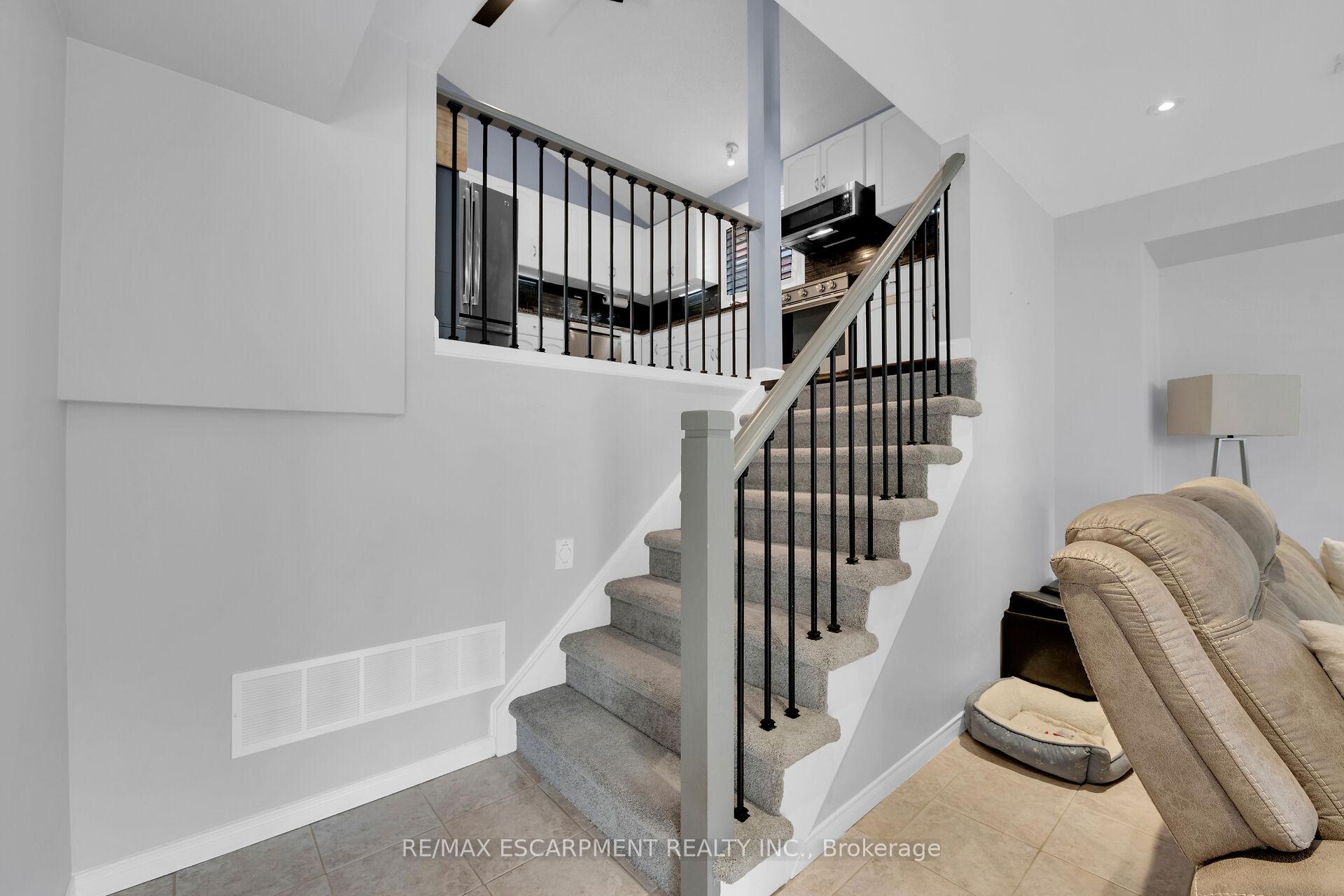 Photo 24 of 88 Redfern Avenue, Hamilton, Mountview — HOMEH