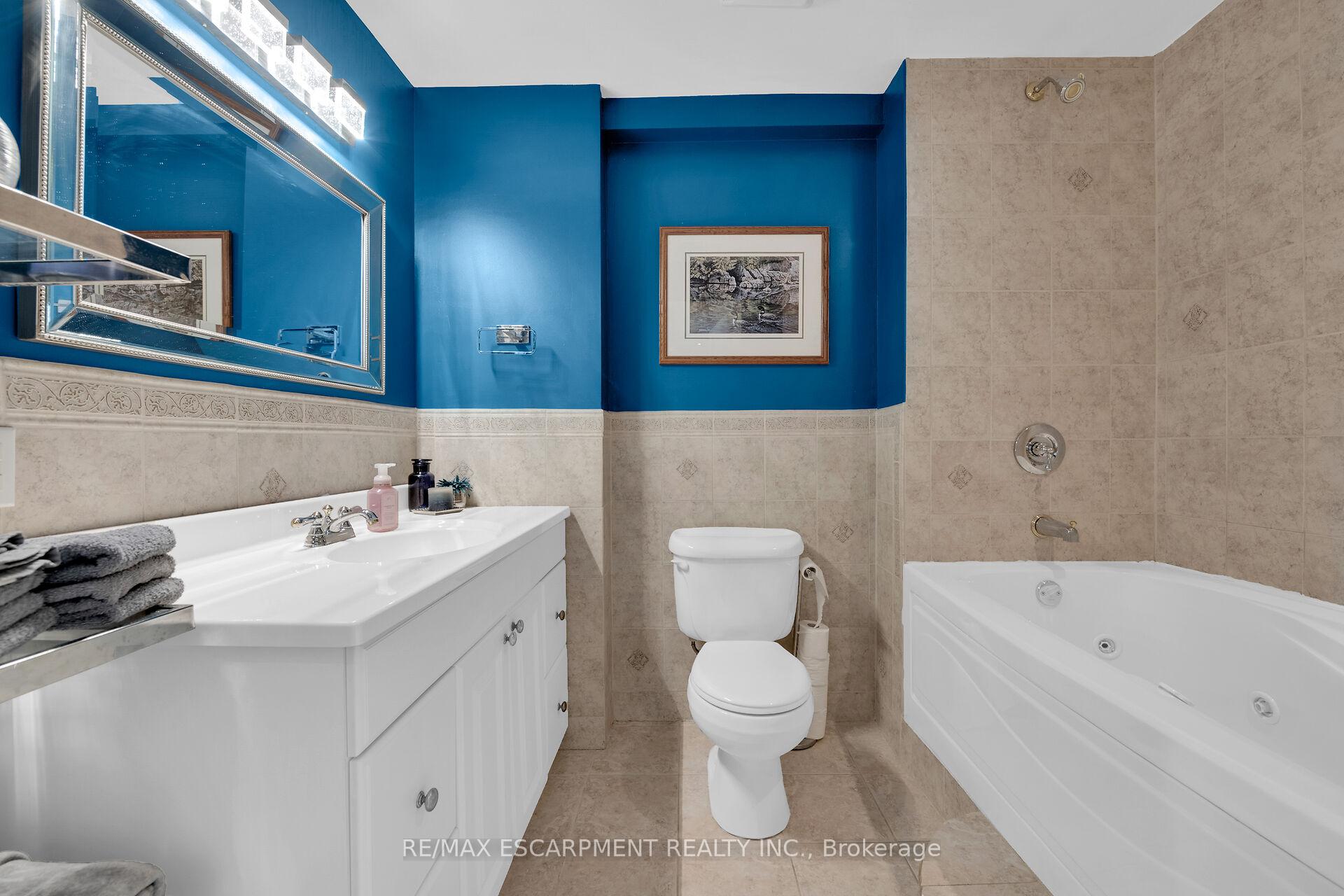 Photo 29 of 88 Redfern Avenue, Hamilton, Mountview — HOMEH
