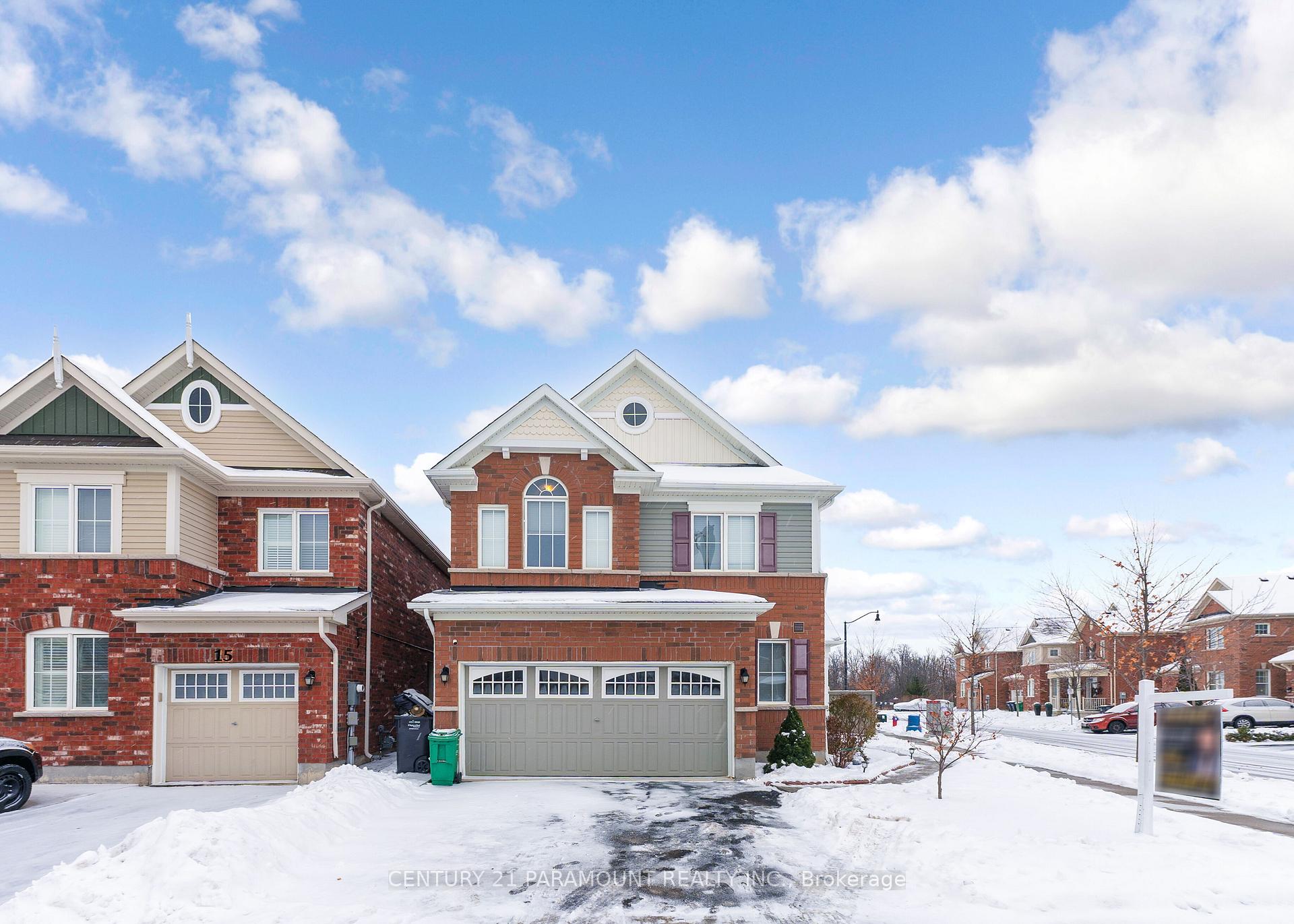 Photo 2 of 39 Fenchurch Drive, Brampton, Northwest Brampton — HOMEH