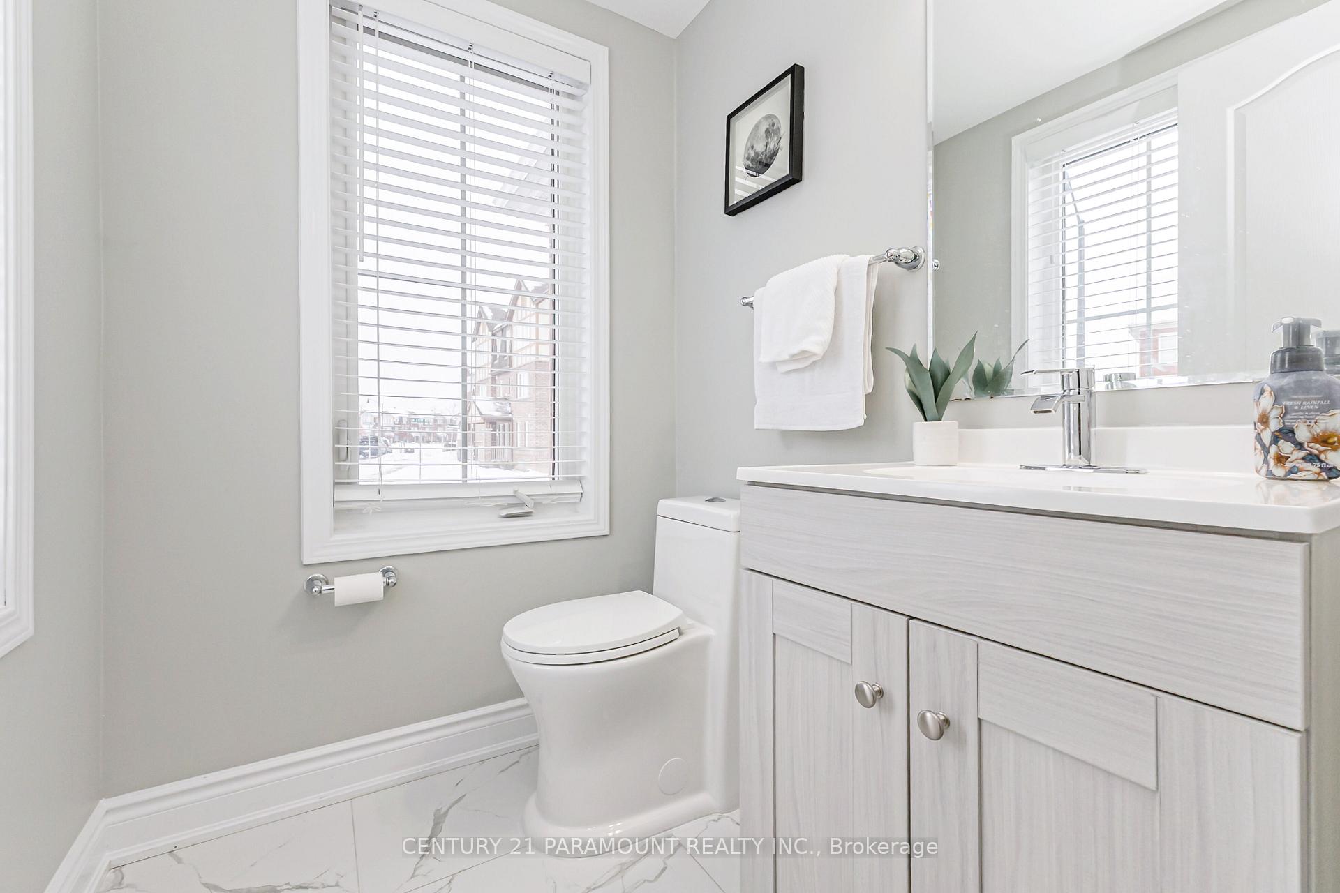 Photo 28 of 39 Fenchurch Drive, Brampton, Northwest Brampton — HOMEH