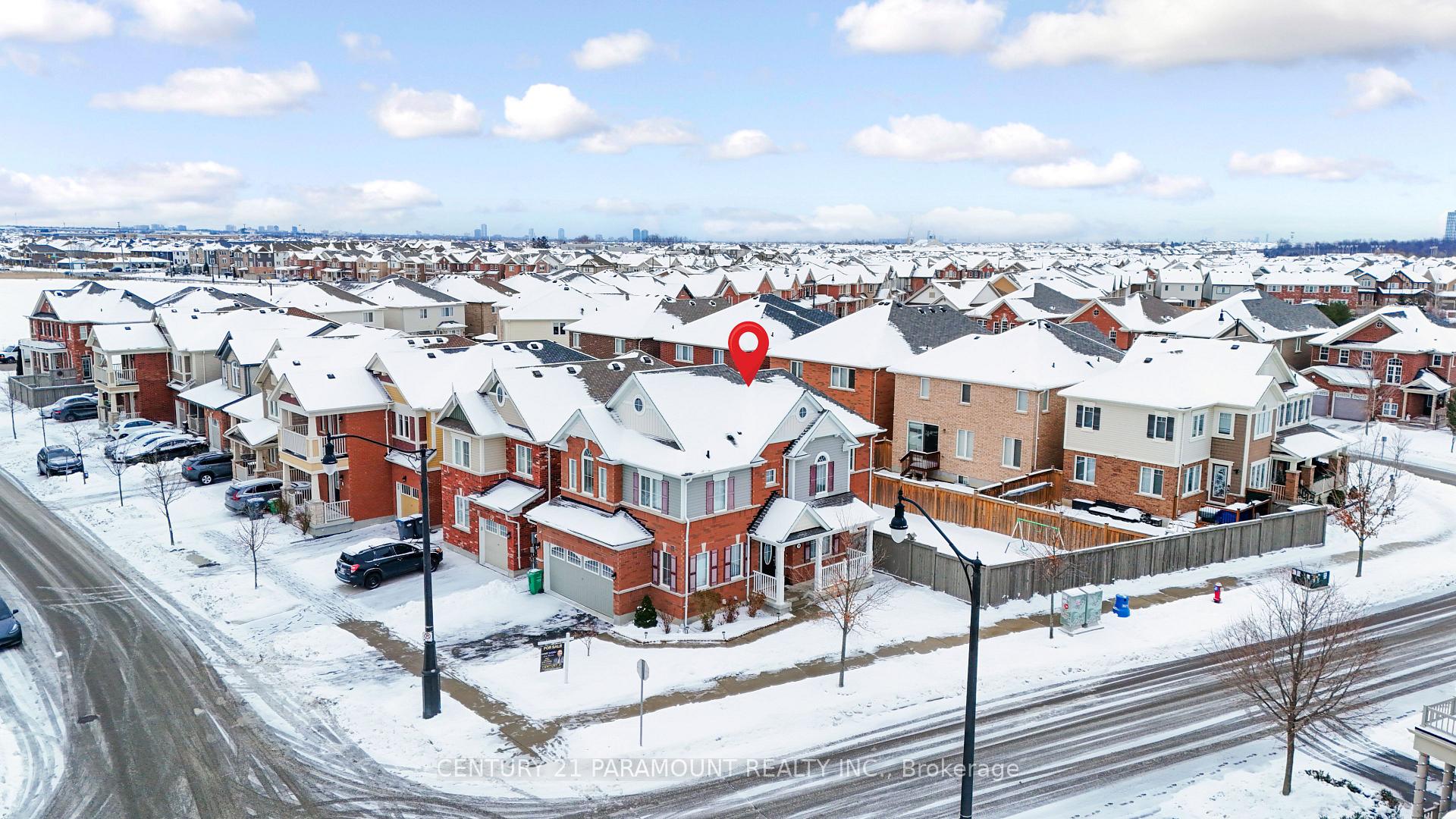 Photo 8 of 39 Fenchurch Drive, Brampton, Northwest Brampton — HOMEH