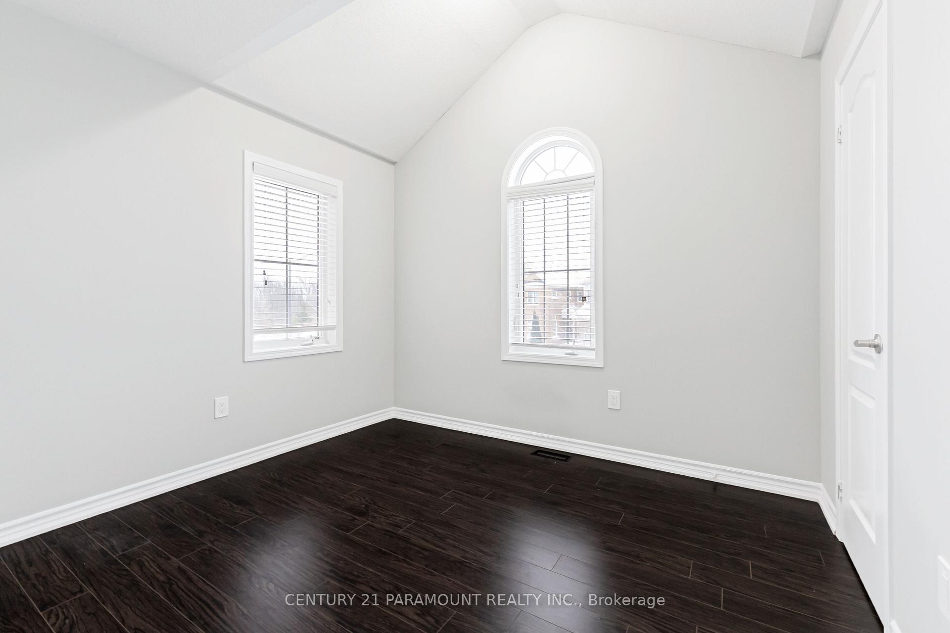 Photo 26 of 39 Fenchurch Drive, Brampton, Northwest Brampton — HOMEH