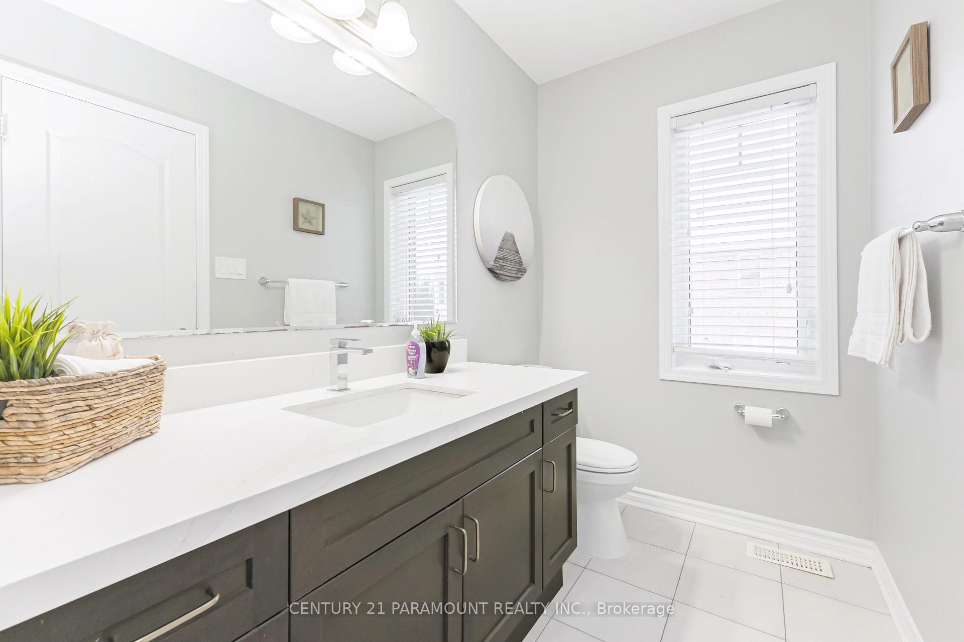 Photo 29 of 39 Fenchurch Drive, Brampton, Northwest Brampton — HOMEH