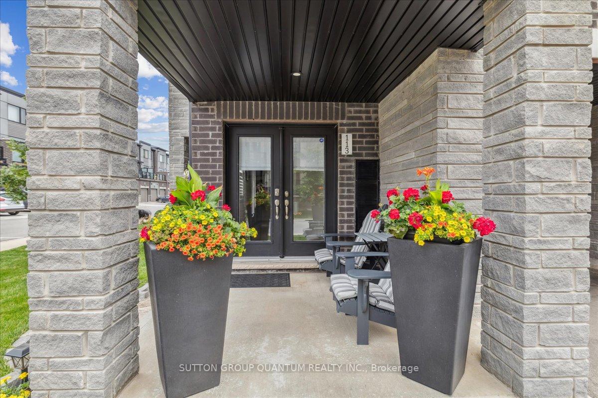 Photo 4 of Unit 113, 590 North Service Road, Hamilton, Lakeshore — HOMEH