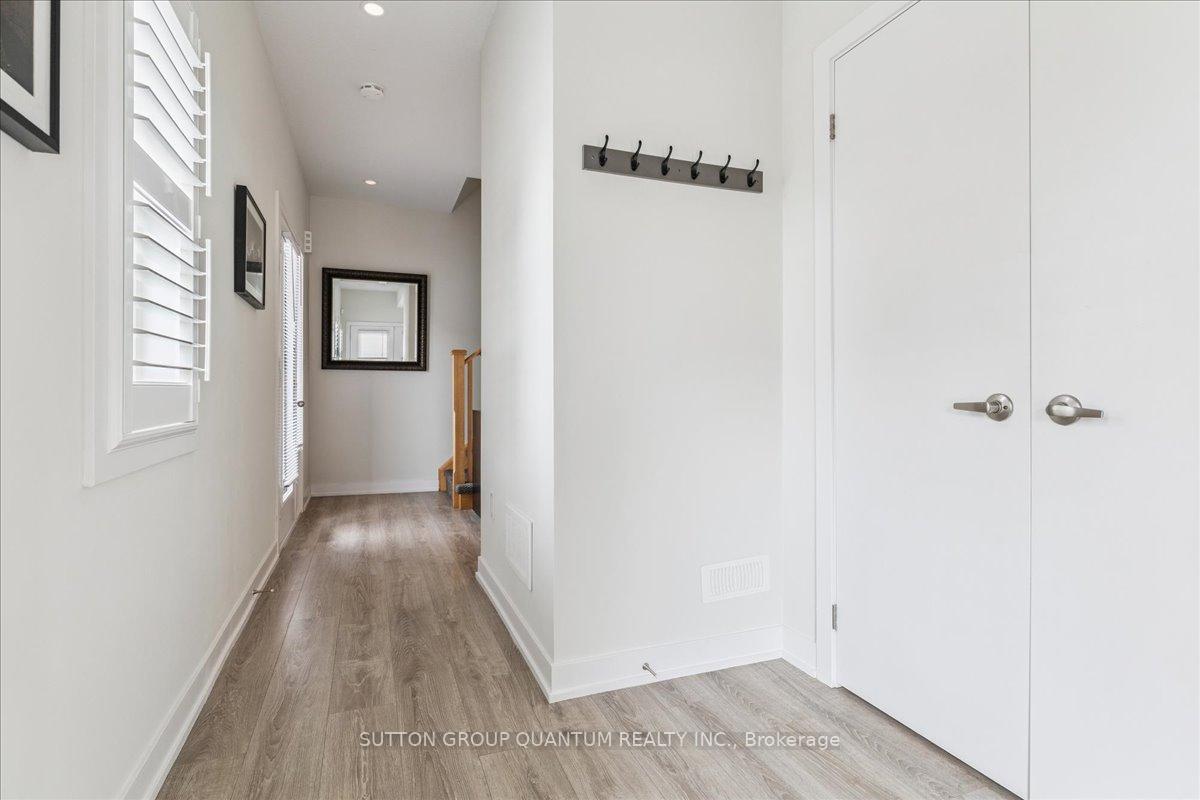 Photo 8 of Unit 113, 590 North Service Road, Hamilton, Lakeshore — HOMEH