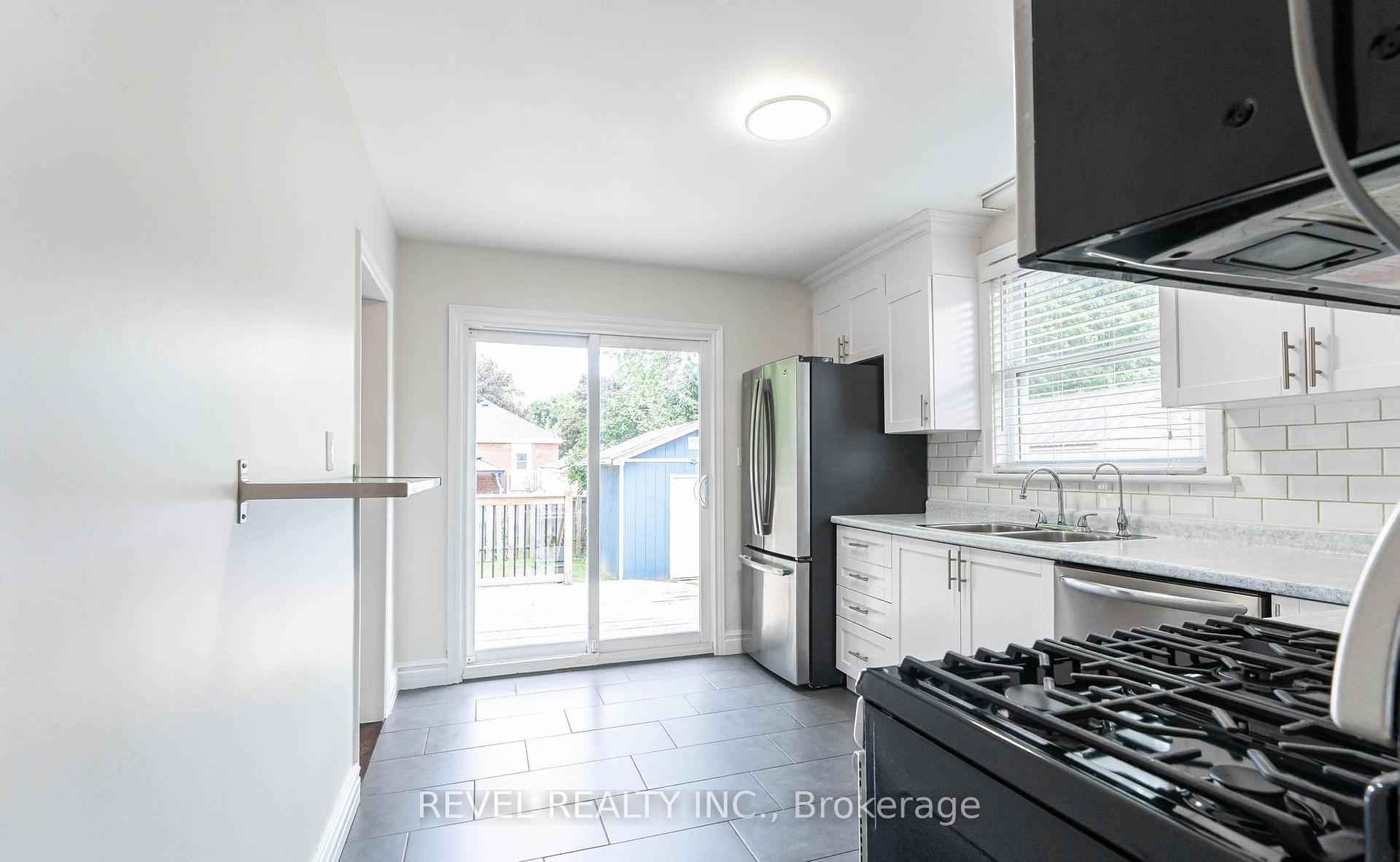 Photo 5 of 9 East 41st Street, Hamilton, Sunninghill — HOMEH
