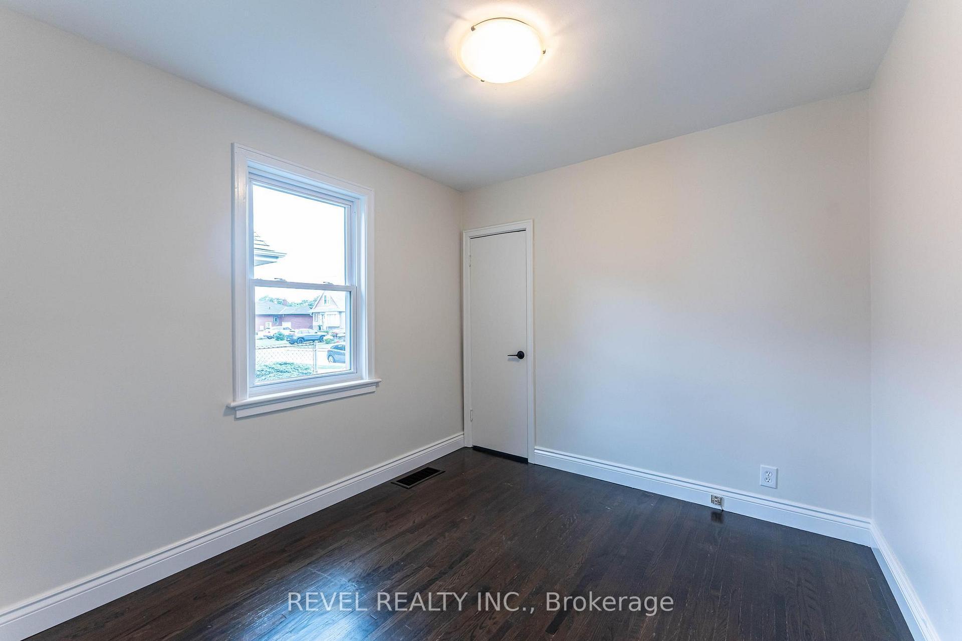 Photo 9 of 9 East 41st Street, Hamilton, Sunninghill — HOMEH