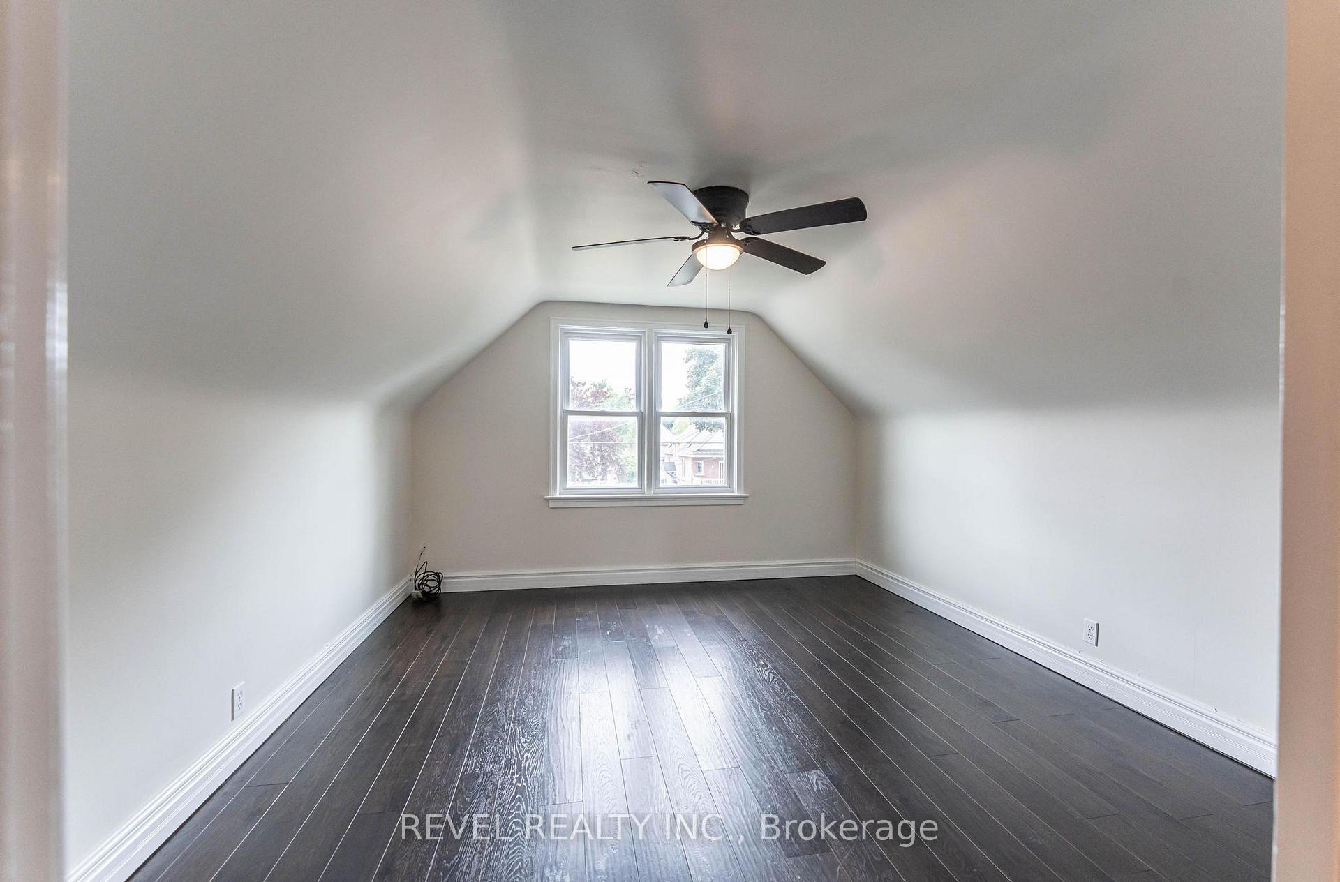 Photo 11 of 9 East 41st Street, Hamilton, Sunninghill — HOMEH