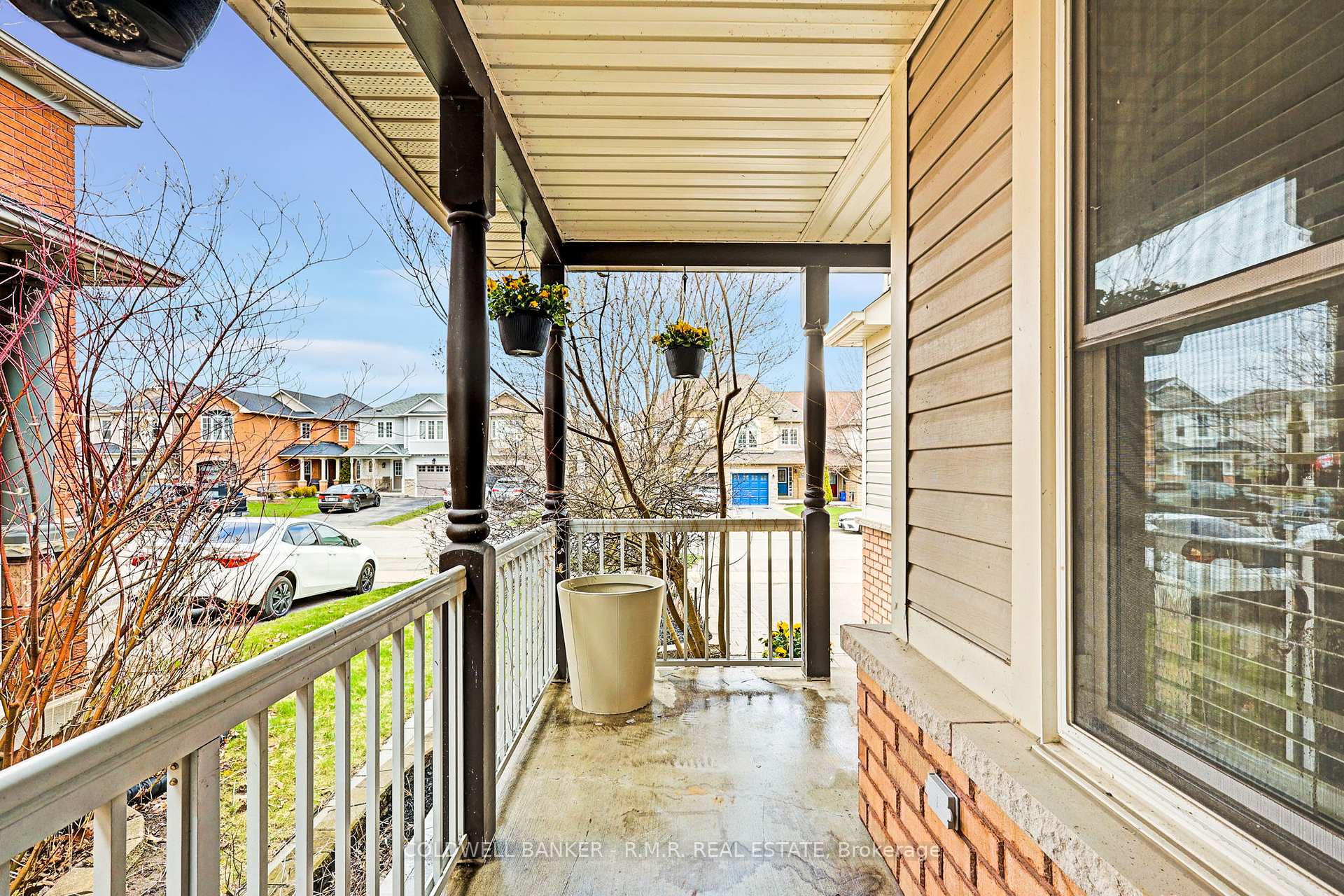 Photo 4 of 132 Bannister Street, Clarington, Bowmanville — HOMEH