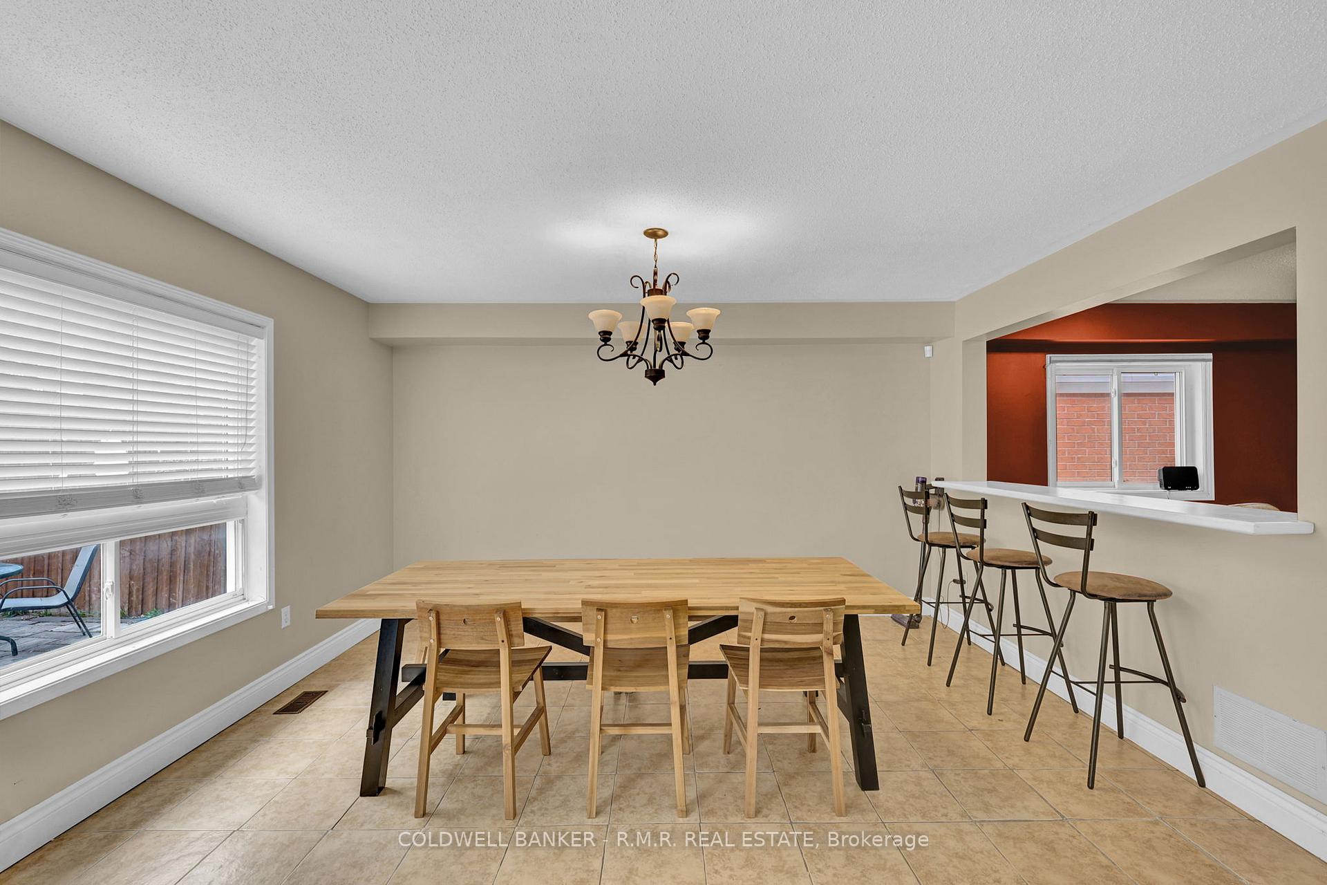 Photo 9 of 132 Bannister Street, Clarington, Bowmanville — HOMEH