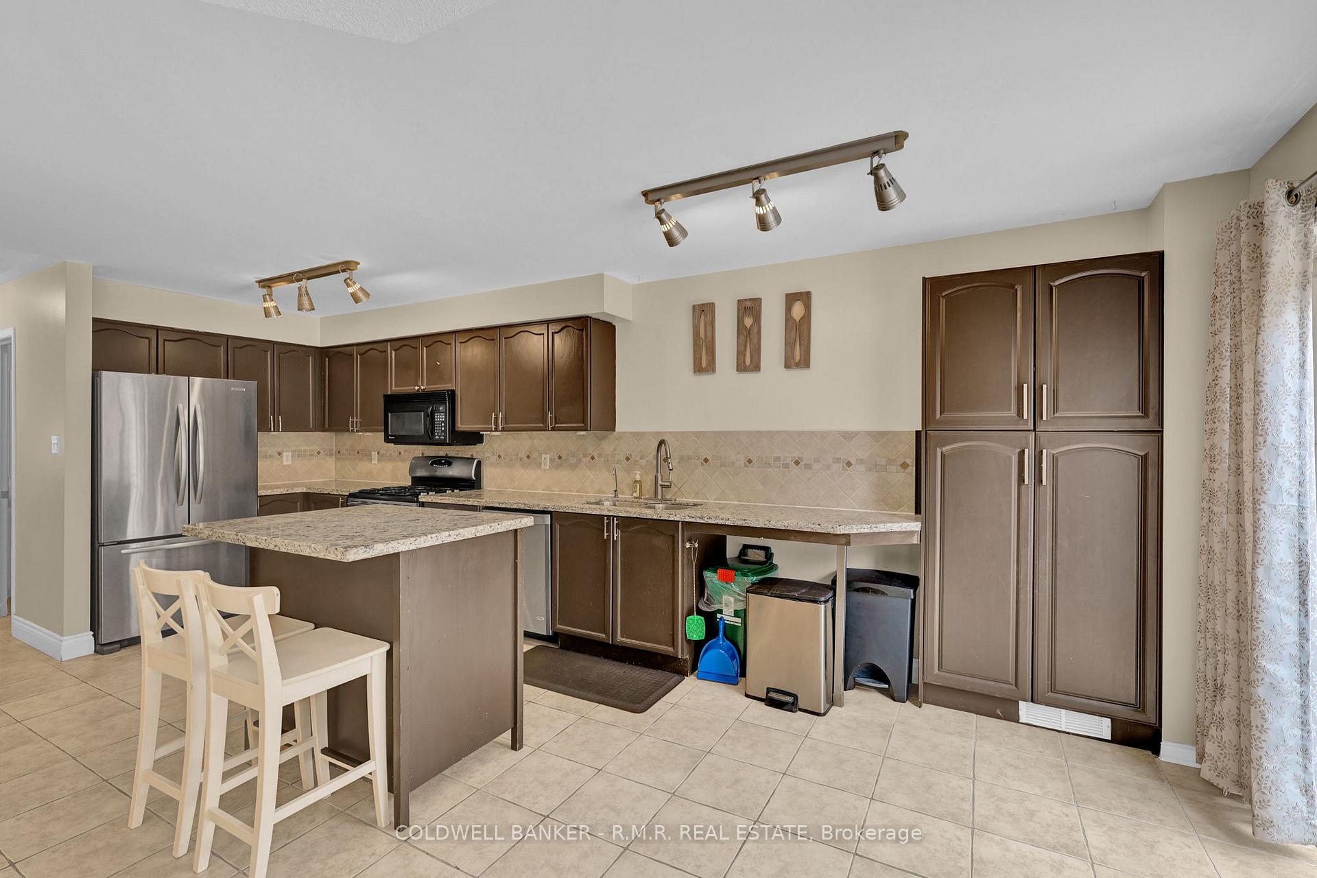 Photo 15 of 132 Bannister Street, Clarington, Bowmanville — HOMEH