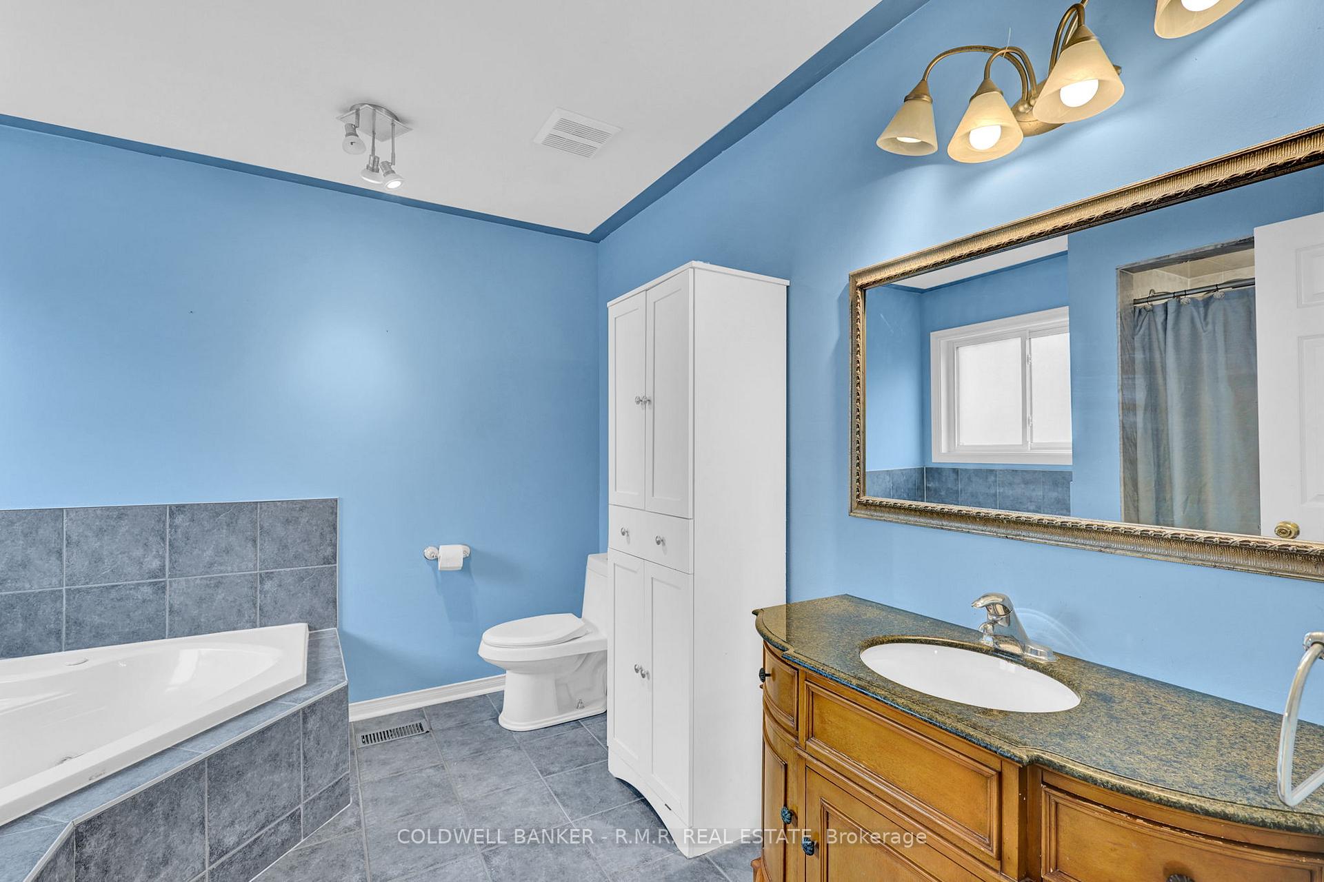 Photo 20 of 132 Bannister Street, Clarington, Bowmanville — HOMEH