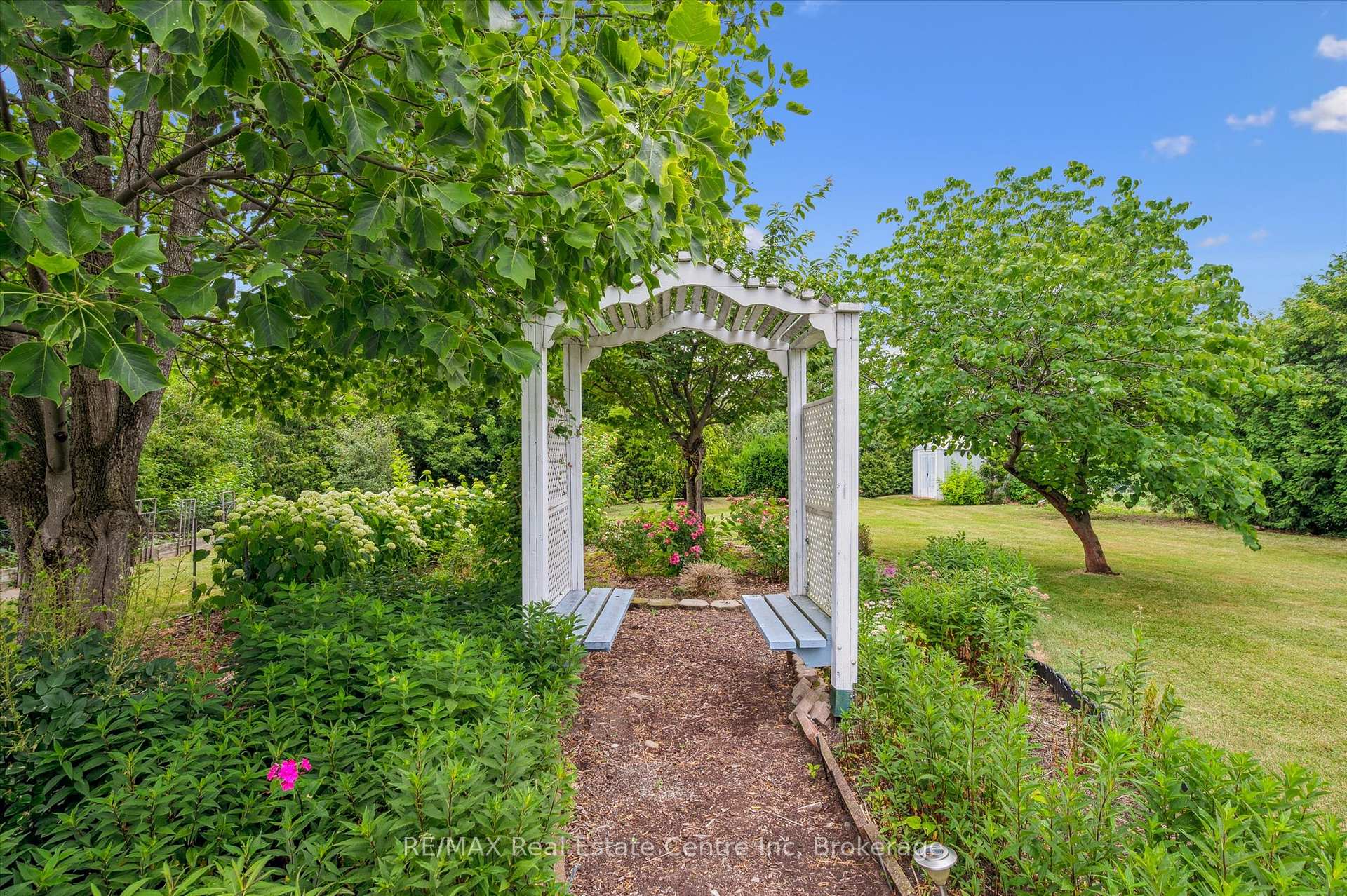 Photo 29 of 288 Margaret Avenue, Hamilton, Stoney Creek — HOMEH