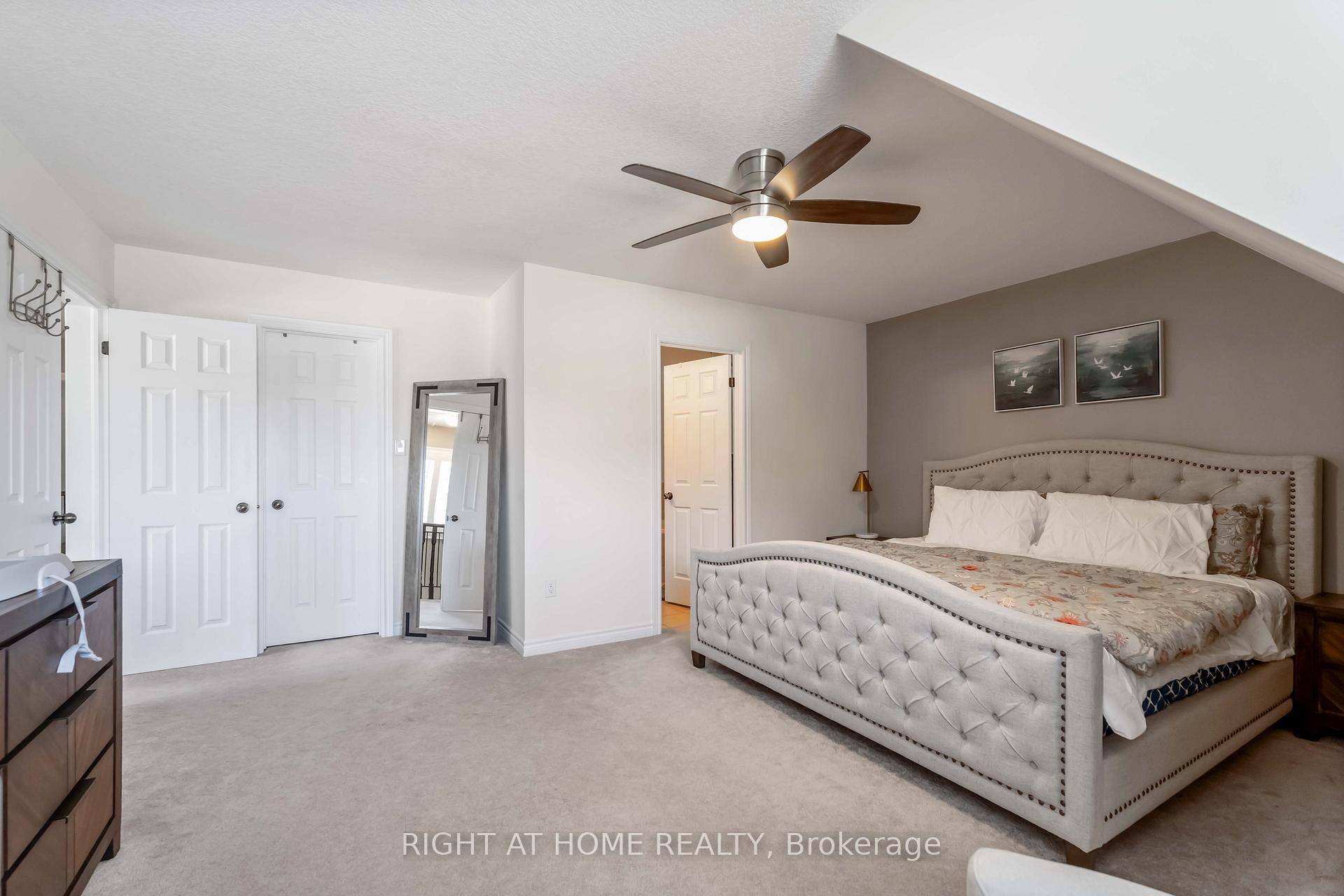 Photo 31 of 28 Lynch Crescent, Hamilton, Binbrook — HOMEH