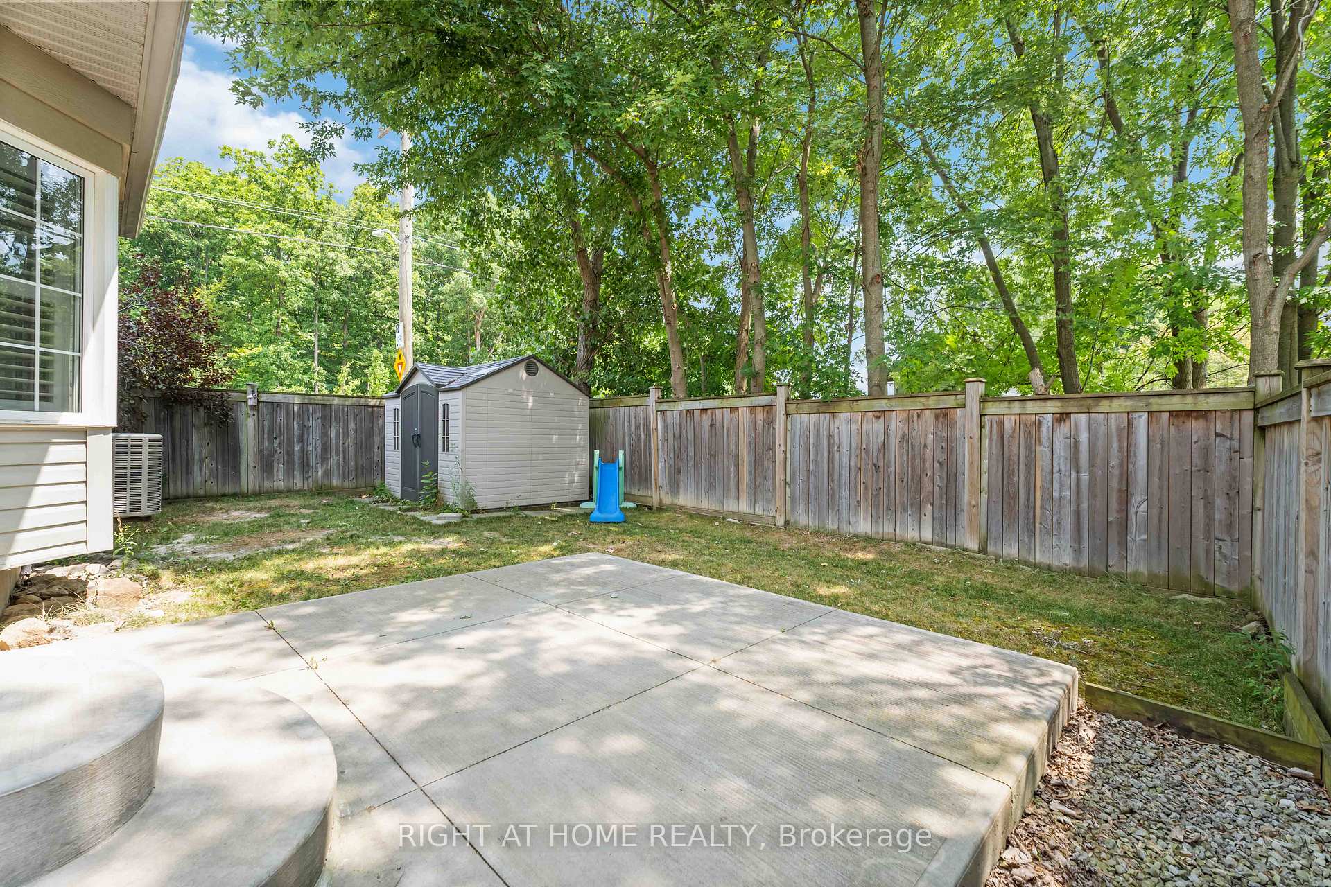 Photo 44 of 28 Lynch Crescent, Hamilton, Binbrook — HOMEH
