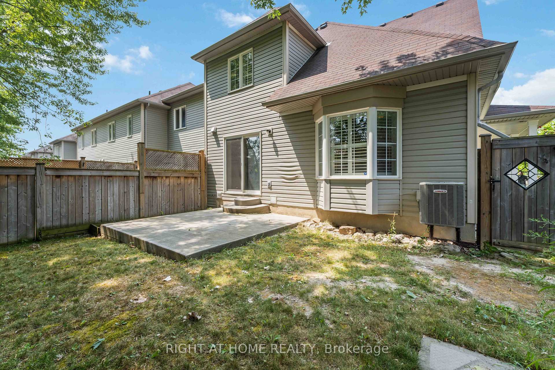 Photo 48 of 28 Lynch Crescent, Hamilton, Binbrook — HOMEH