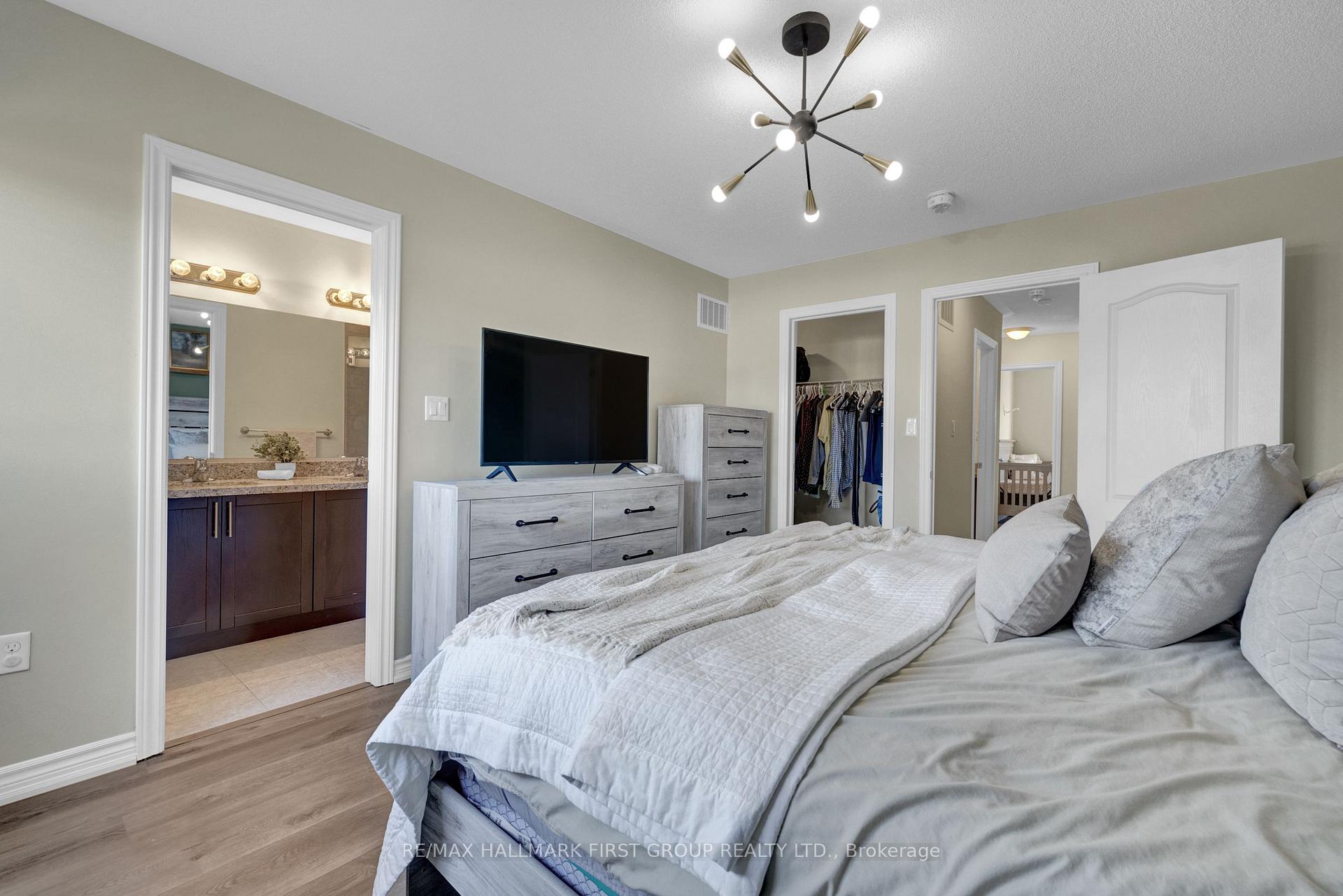 Photo 15 of 85 Markham Trail, Clarington, Bowmanville — HOMEH
