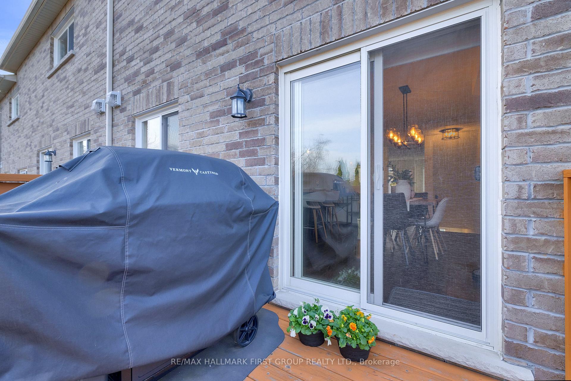 Photo 32 of 85 Markham Trail, Clarington, Bowmanville — HOMEH