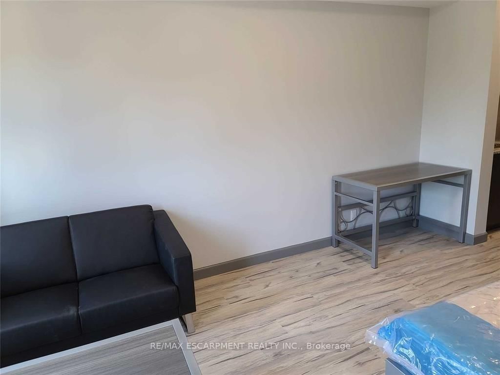 Photo 5 of Unit 306, 77 Leland St, Hamilton, Ainslie Wood — HOMEH