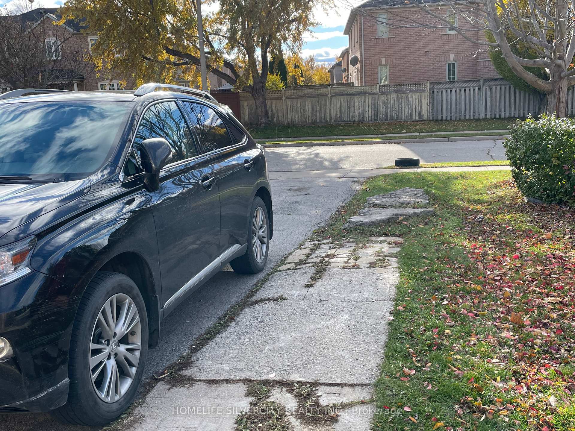 Photo 10 of 51 Morningmist Street, Brampton, Sandringham-Wellington — HOMEH