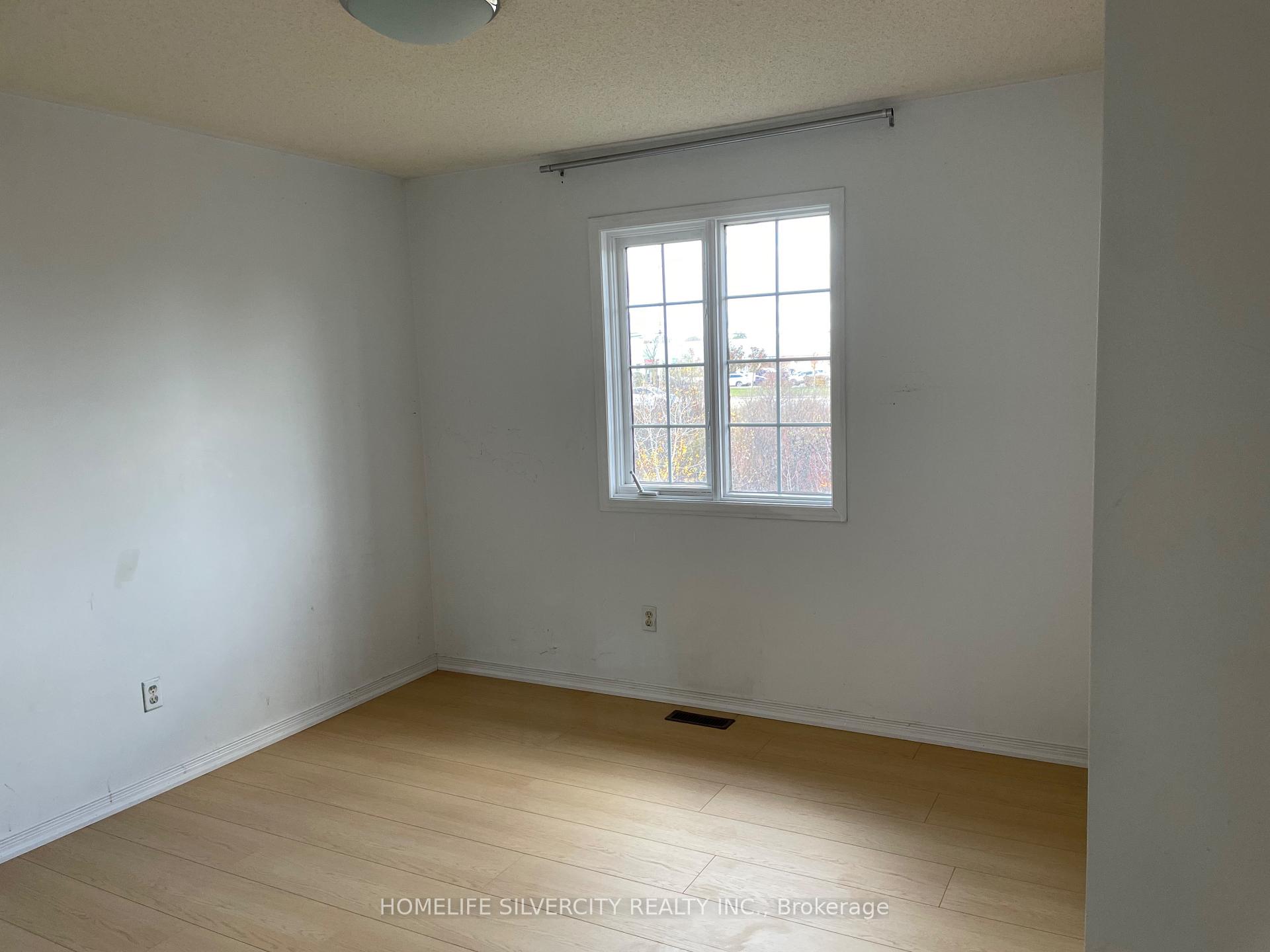 Photo 16 of 51 Morningmist Street, Brampton, Sandringham-Wellington — HOMEH