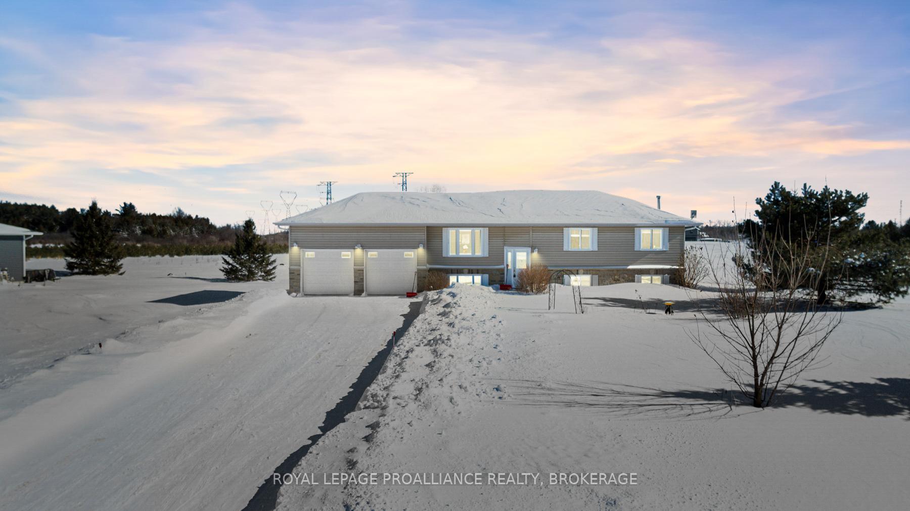 Photo 1 of 3242 Stage Coach Road, Frontenac, Frontenac South — HOMEH