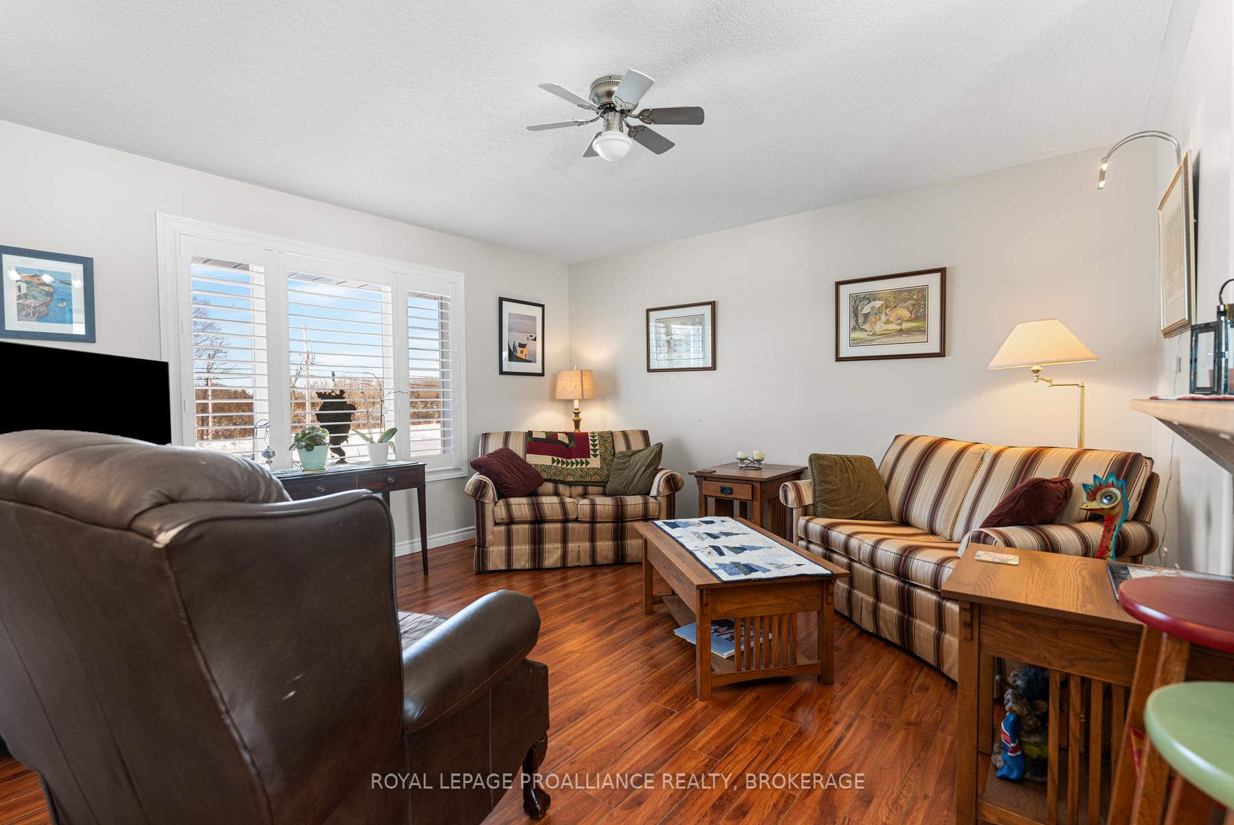 Photo 2 of 3242 Stage Coach Road, Frontenac, Frontenac South — HOMEH