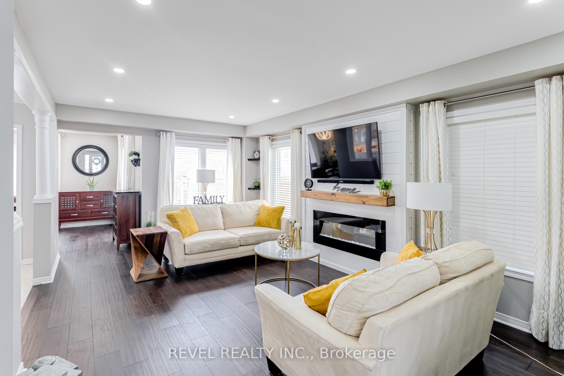 Photo 8 of 114 Edwin Carr Street, Clarington, Bowmanville — HOMEH