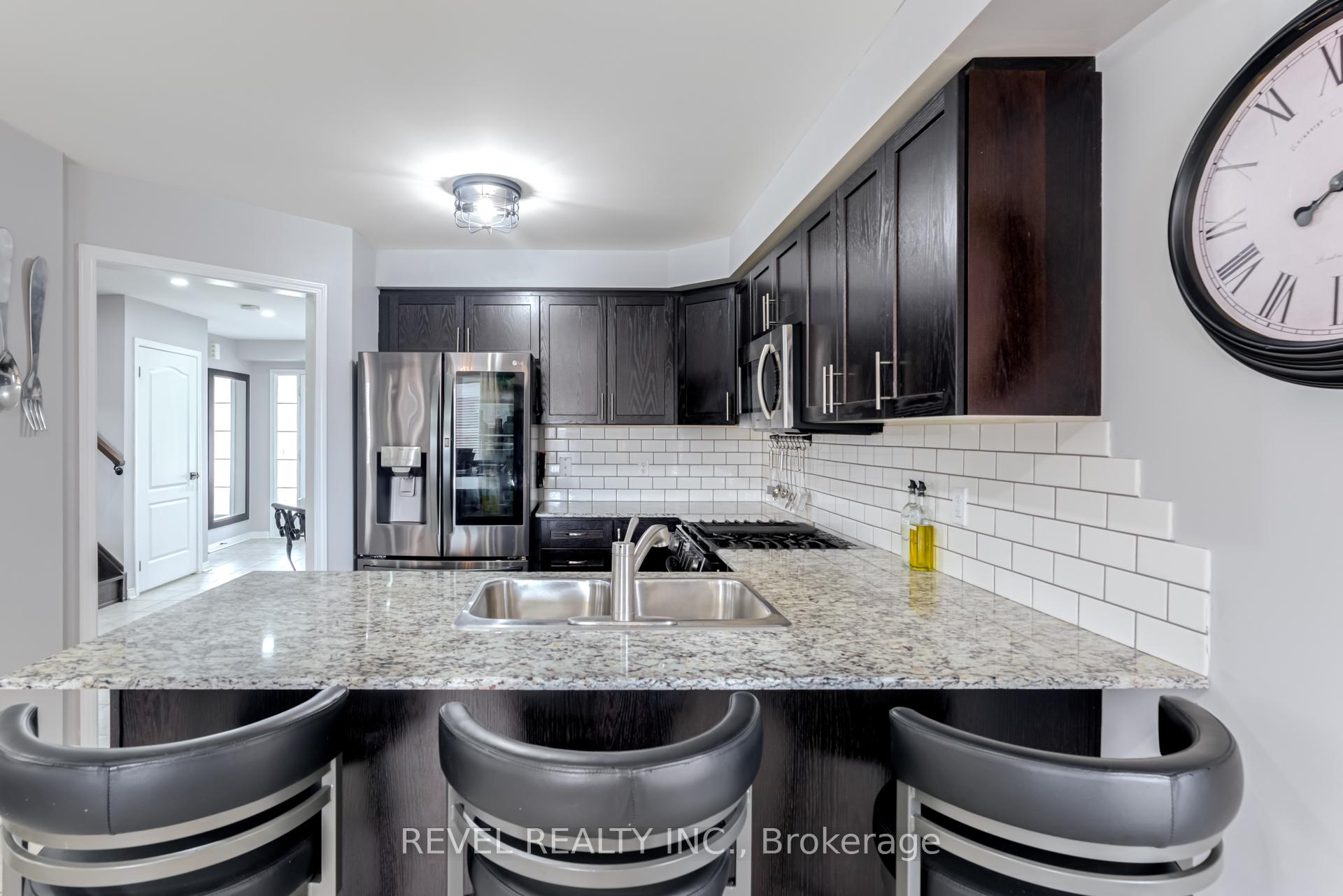 Photo 13 of 114 Edwin Carr Street, Clarington, Bowmanville — HOMEH
