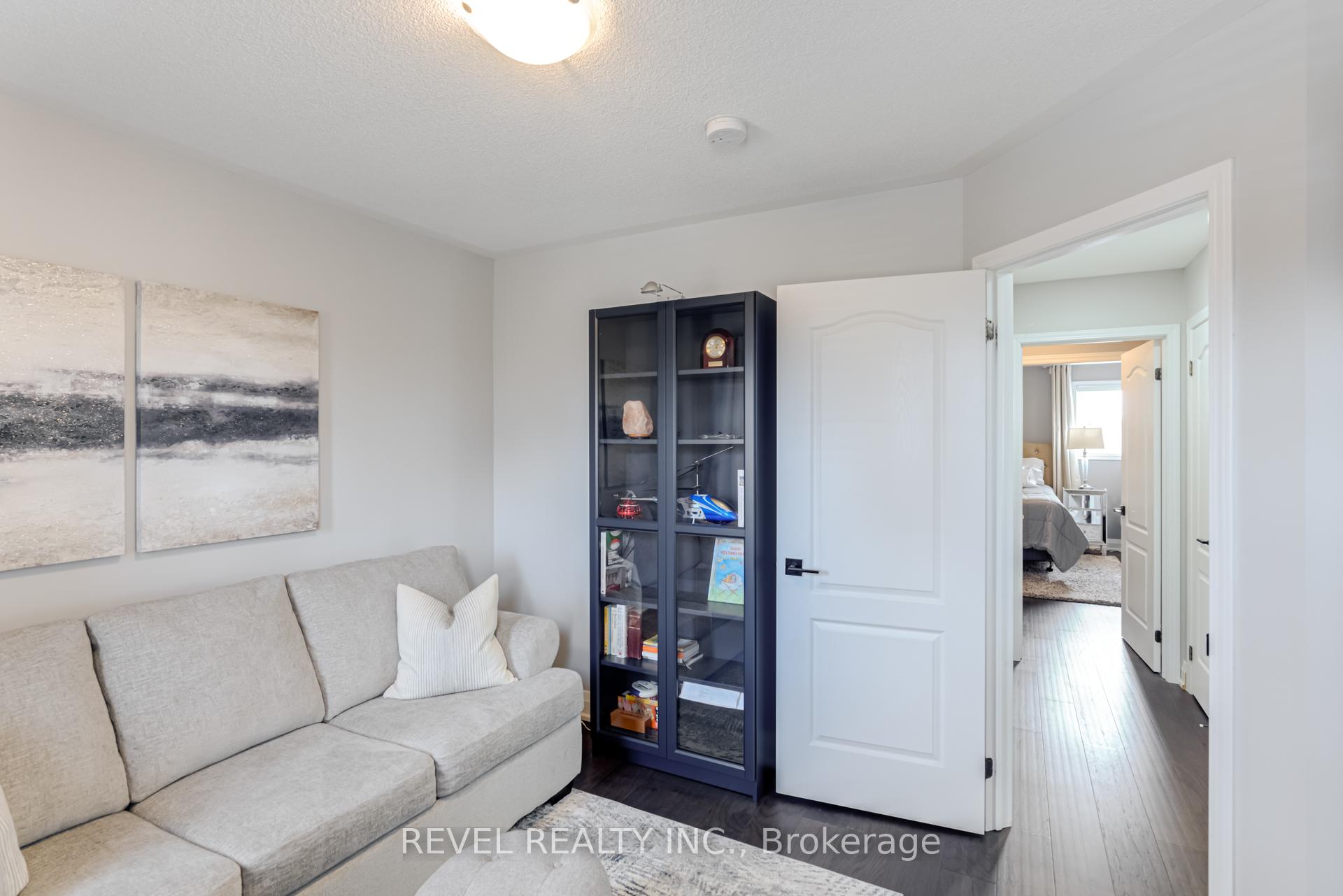 Photo 16 of 114 Edwin Carr Street, Clarington, Bowmanville — HOMEH