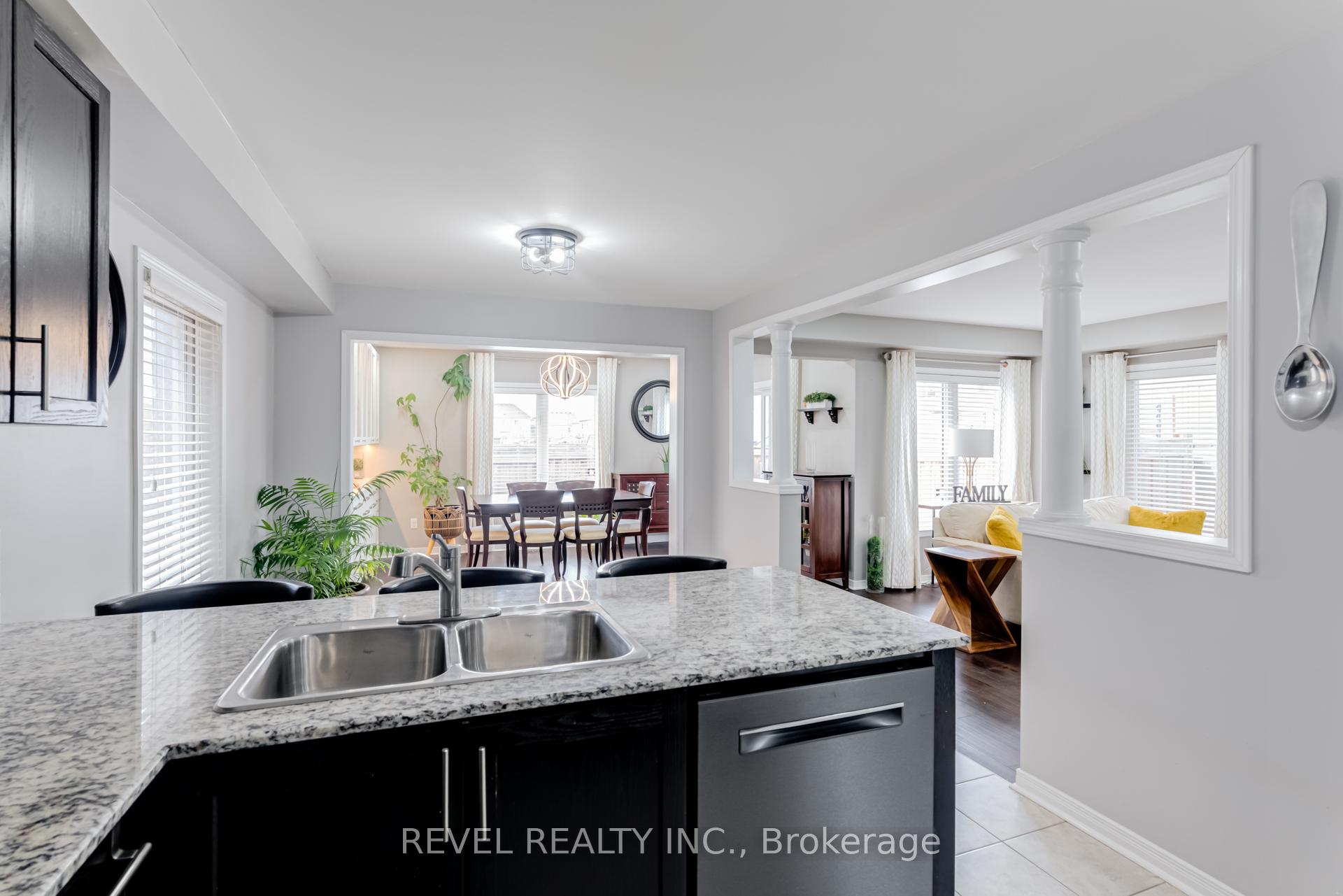 Photo 20 of 114 Edwin Carr Street, Clarington, Bowmanville — HOMEH