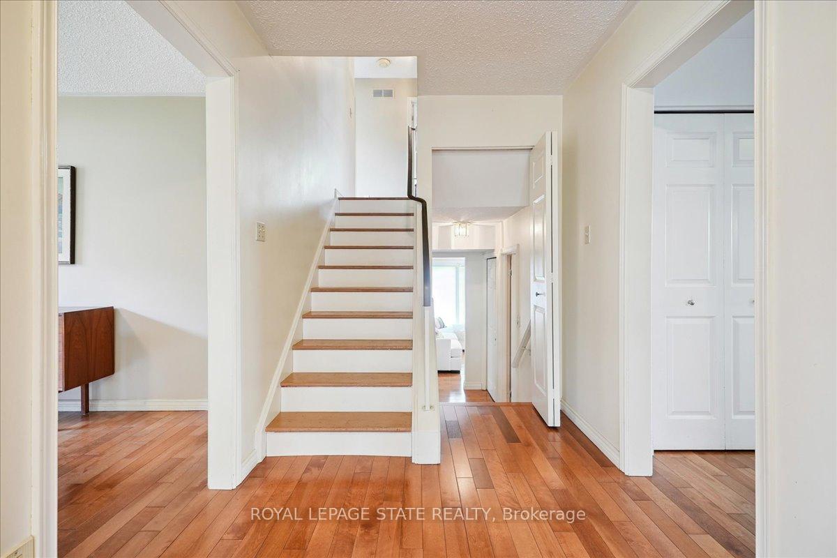 Photo 20 of 16 Stella Court, Hamilton, Fessenden — HOMEH