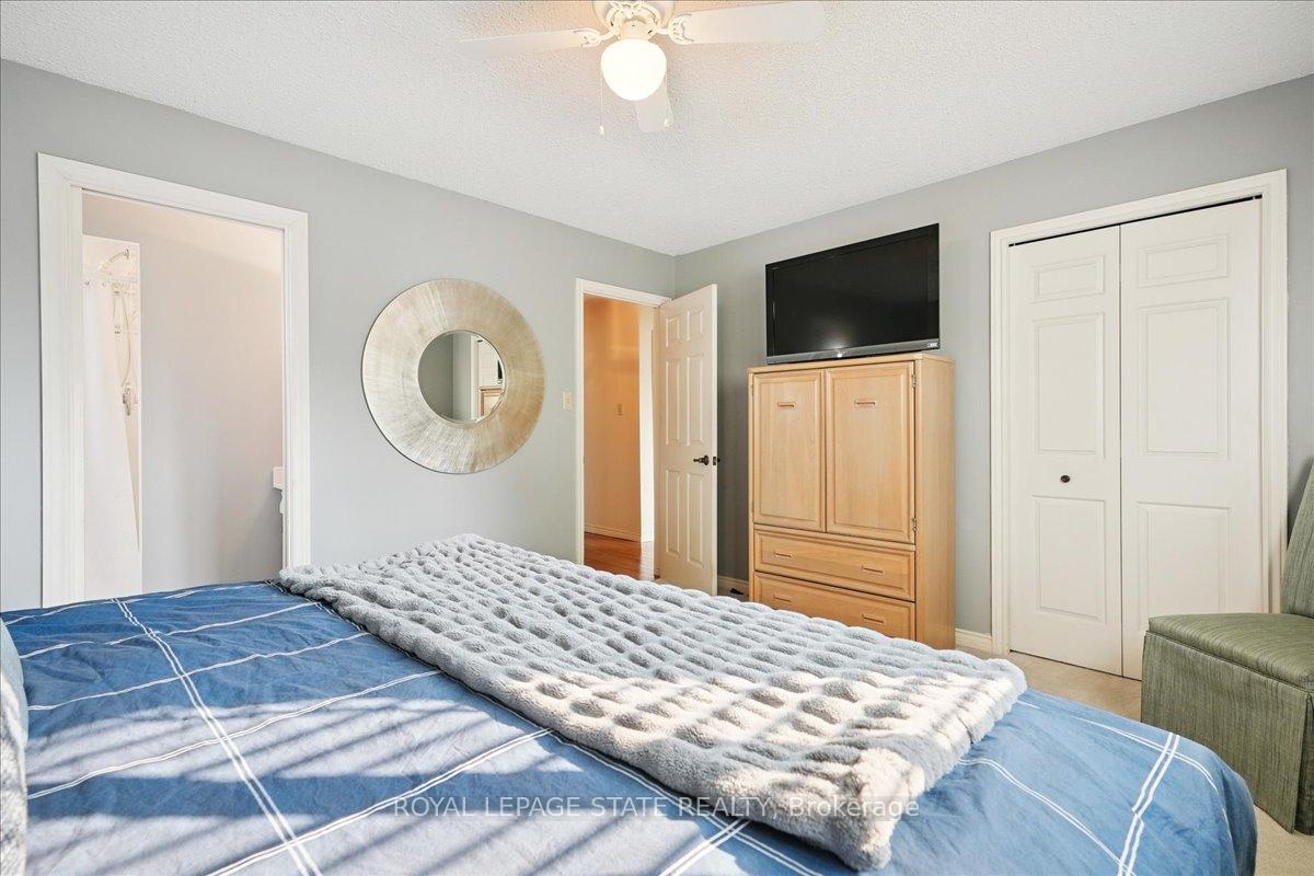 Photo 23 of 16 Stella Court, Hamilton, Fessenden — HOMEH