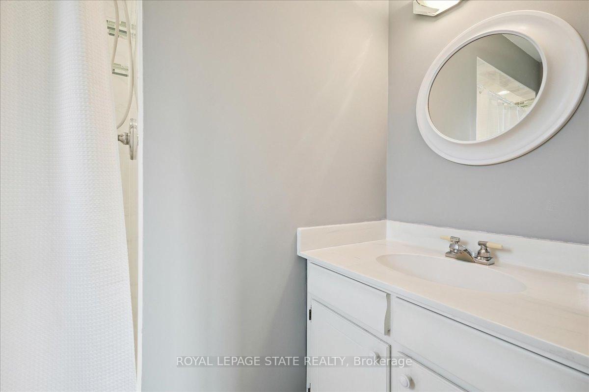 Photo 24 of 16 Stella Court, Hamilton, Fessenden — HOMEH