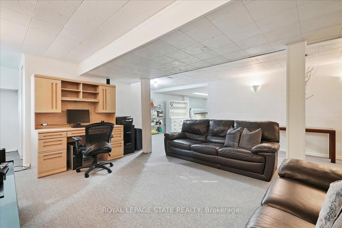 Photo 36 of 16 Stella Court, Hamilton, Fessenden — HOMEH