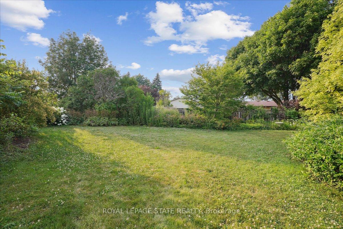 Photo 39 of 16 Stella Court, Hamilton, Fessenden — HOMEH