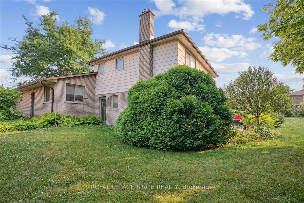 Photo 40 of 16 Stella Court, Hamilton, Fessenden — HOMEH